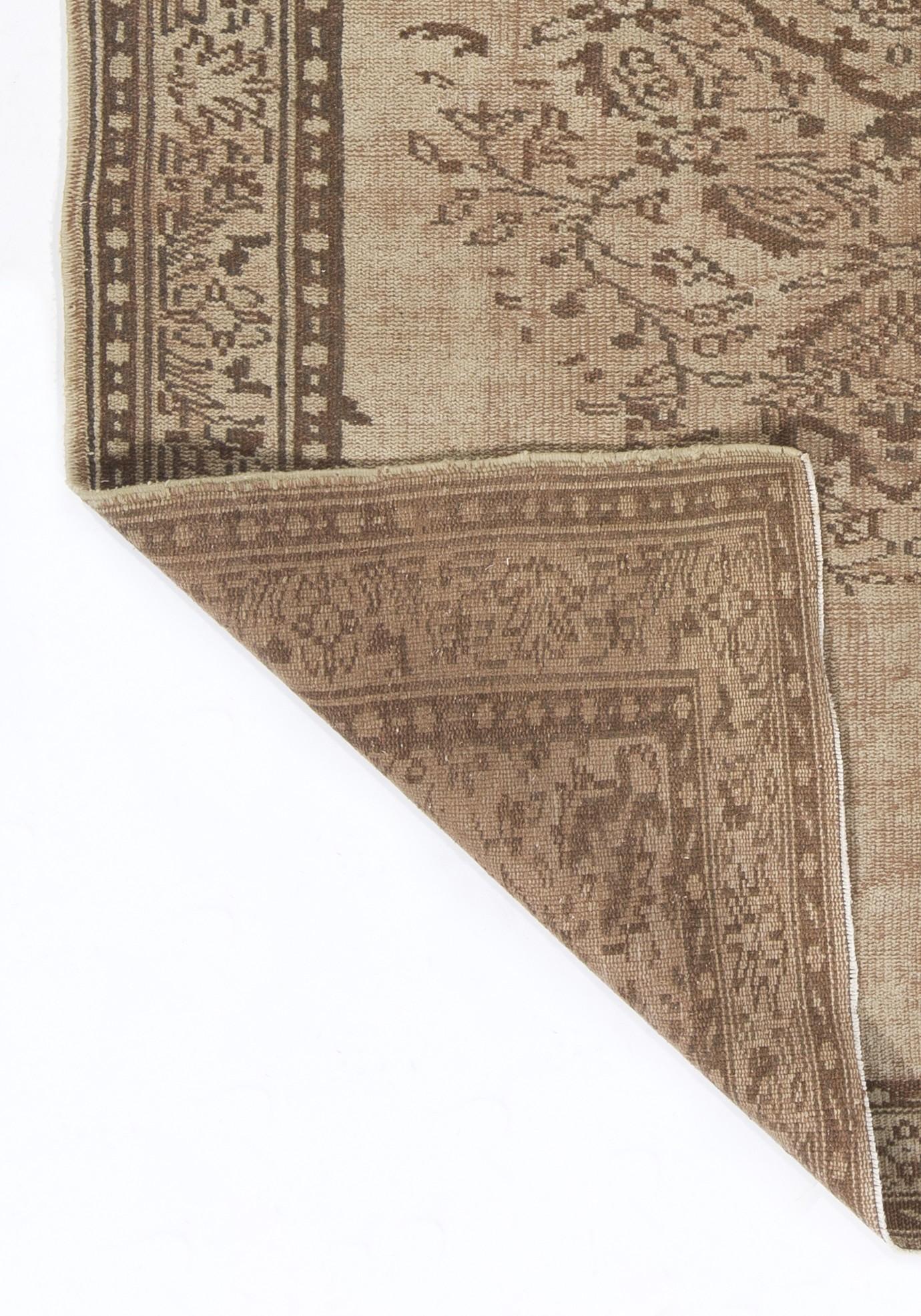 5.4x7.8 Ft handgeknüpft Vintage Zentral Anatolien Wolle Bereich Teppich in Brown Farben (Türkisch) im Angebot