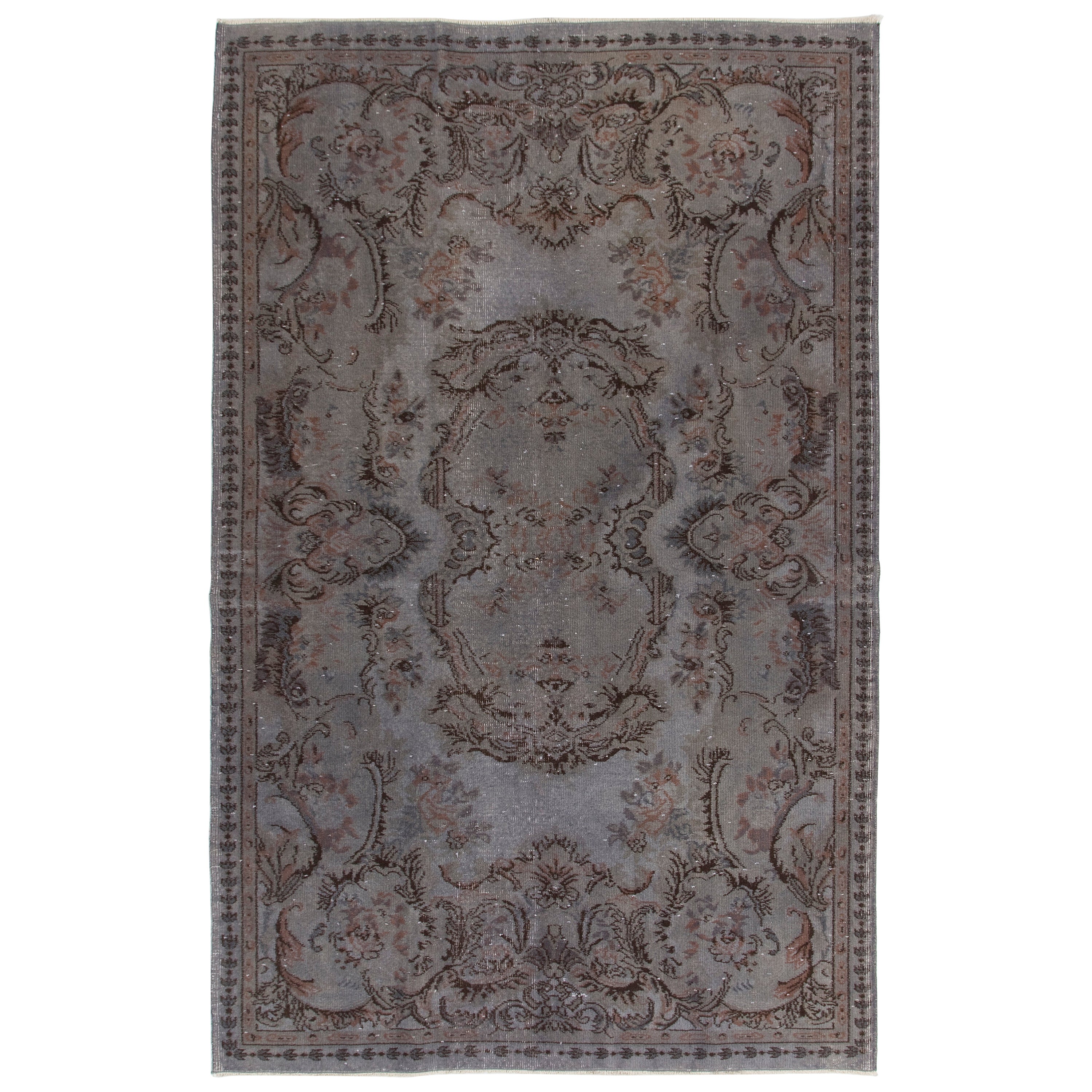 Tappeto turco di ispirazione francese-Aubusson 5.4x8.5 Ft, grigio Tappeto moderno fatto a mano in vendita