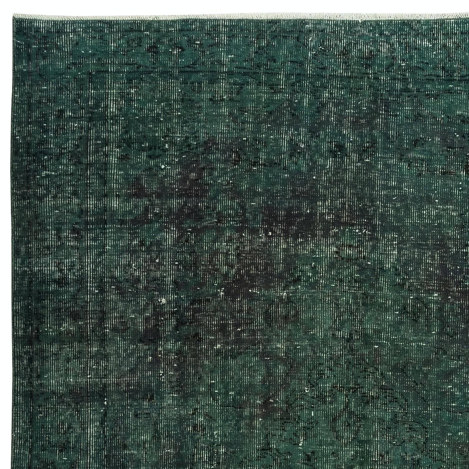 5.4x8.5 Ft Moderner handgeknüpfter Flächenteppich. Türkische Bodenbedeckung in Dunkelgrün im Zustand „Gut“ im Angebot in Spring Valley, NY