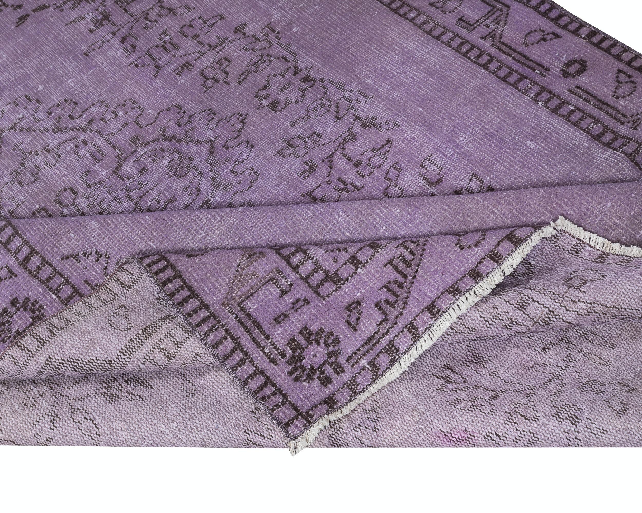 Moderno Tappeto d'area contemporaneo antibatterico 5.4x8.7 Ft in viola, Hand Made in Turchia in vendita