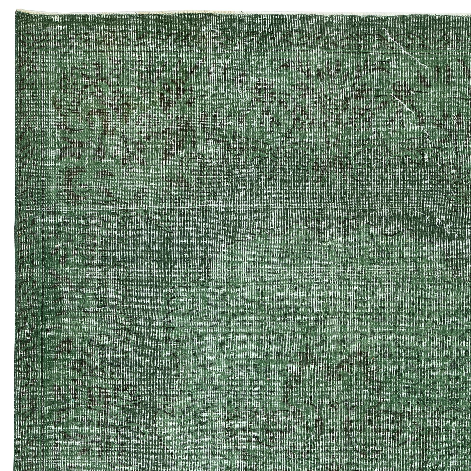 Noué à la main 5.4x8.7 Ft Modern Green Turkish Rug. Tapis de sol en laine vintage fait à la main en vente