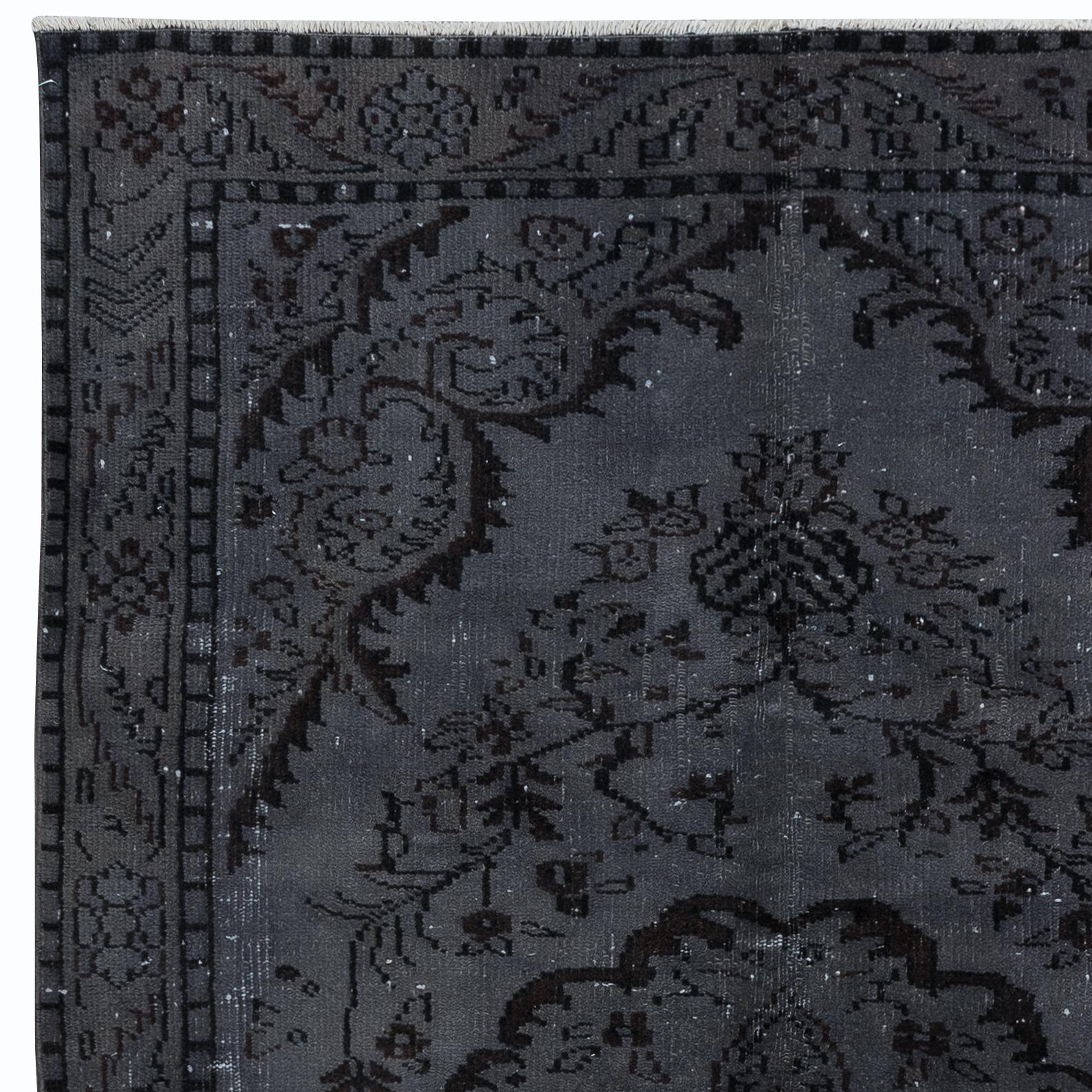 Alfombra turca vintage hecha a mano sobreteñida en gris para interiores modernos Turco en venta
