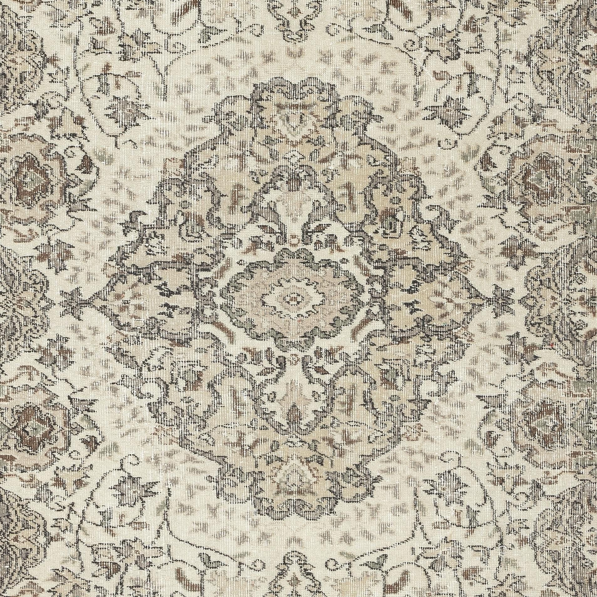 5.4x9 Ft Handgeknüpfter Teppich aus türkischer Wolle. Vintage Area Carpet mit Medaillon-Design (Türkisch) im Angebot