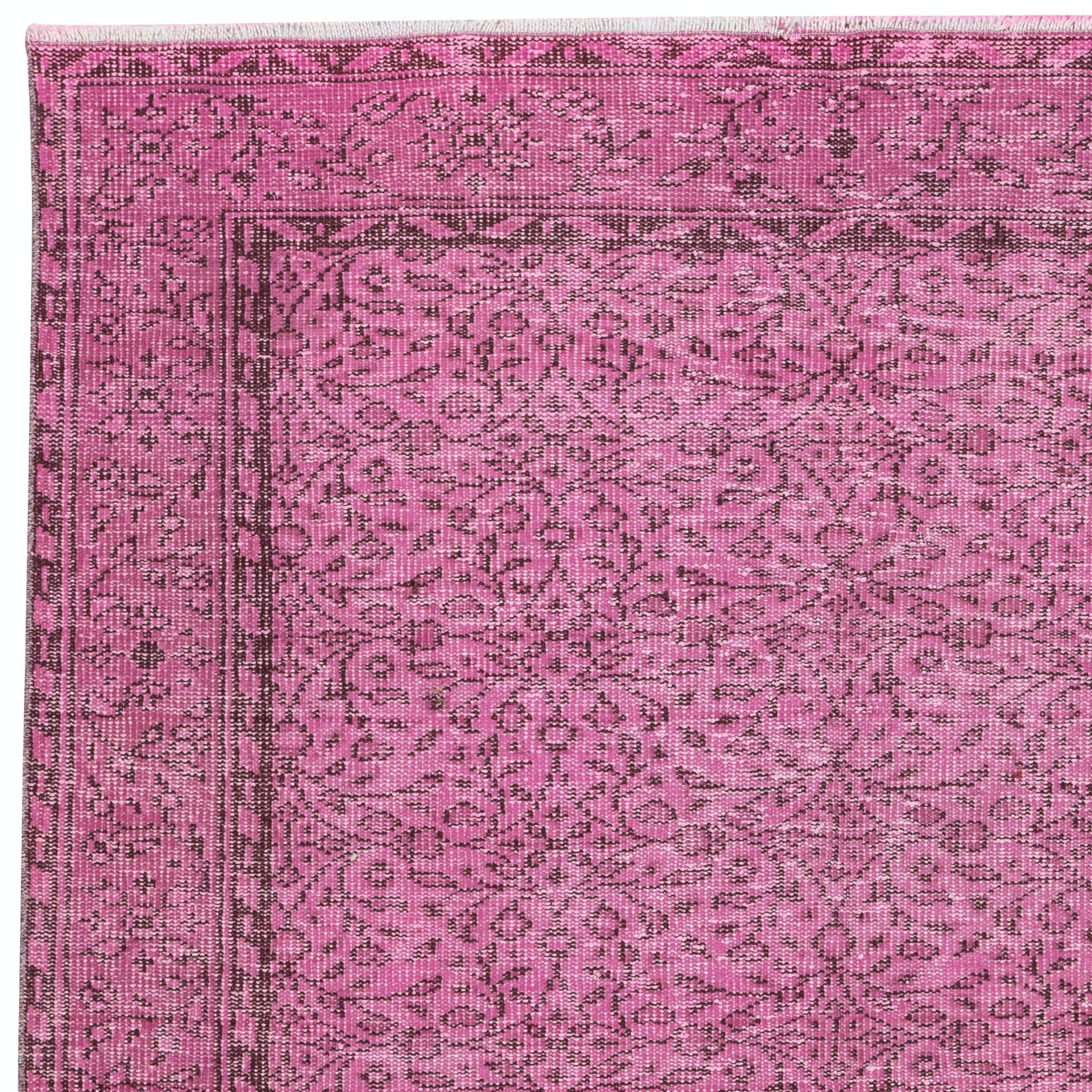 5.4x9 Ft Handgefertigter Türkischer Wollteppich. Vintage Overdyed Pink Teppich für modernes Zuhause im Zustand „Gut“ im Angebot in Spring Valley, NY
