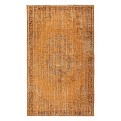 Tappeto turco vintage fatto a mano con sovratintura arancione, 5,4x9 piedi per interni moderni