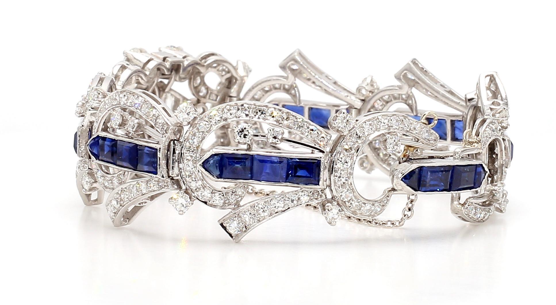 5.5 Carat Blue Sapphire and 1.5 Carat Diamond Art Deco Platinum Bracelet In Good Condition For Sale In New York, NY
