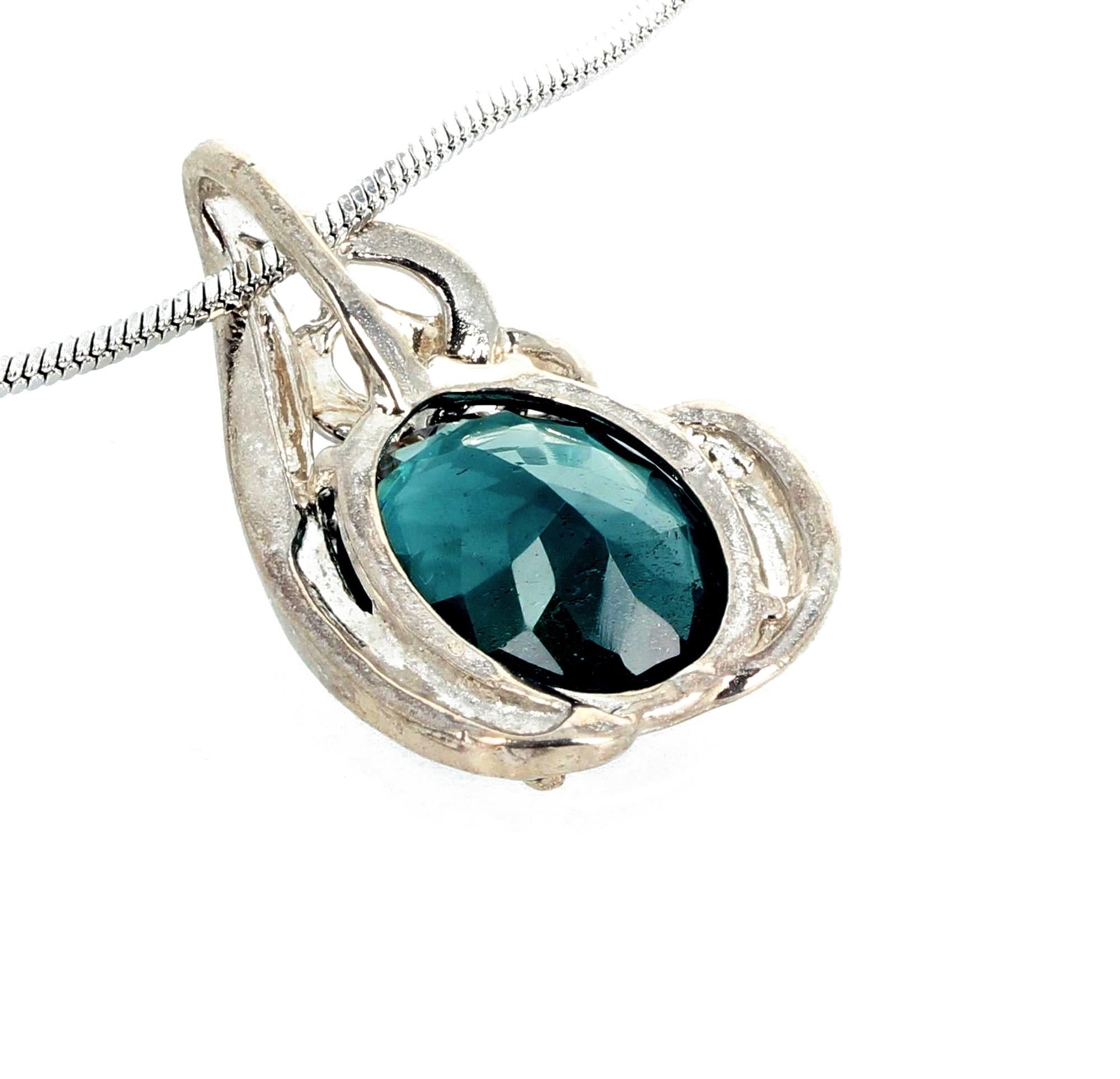 AJD Stunning 5.5 Cts Bluegreen Glittering Tourmaline Sterling Silver Pendant  For Sale 1