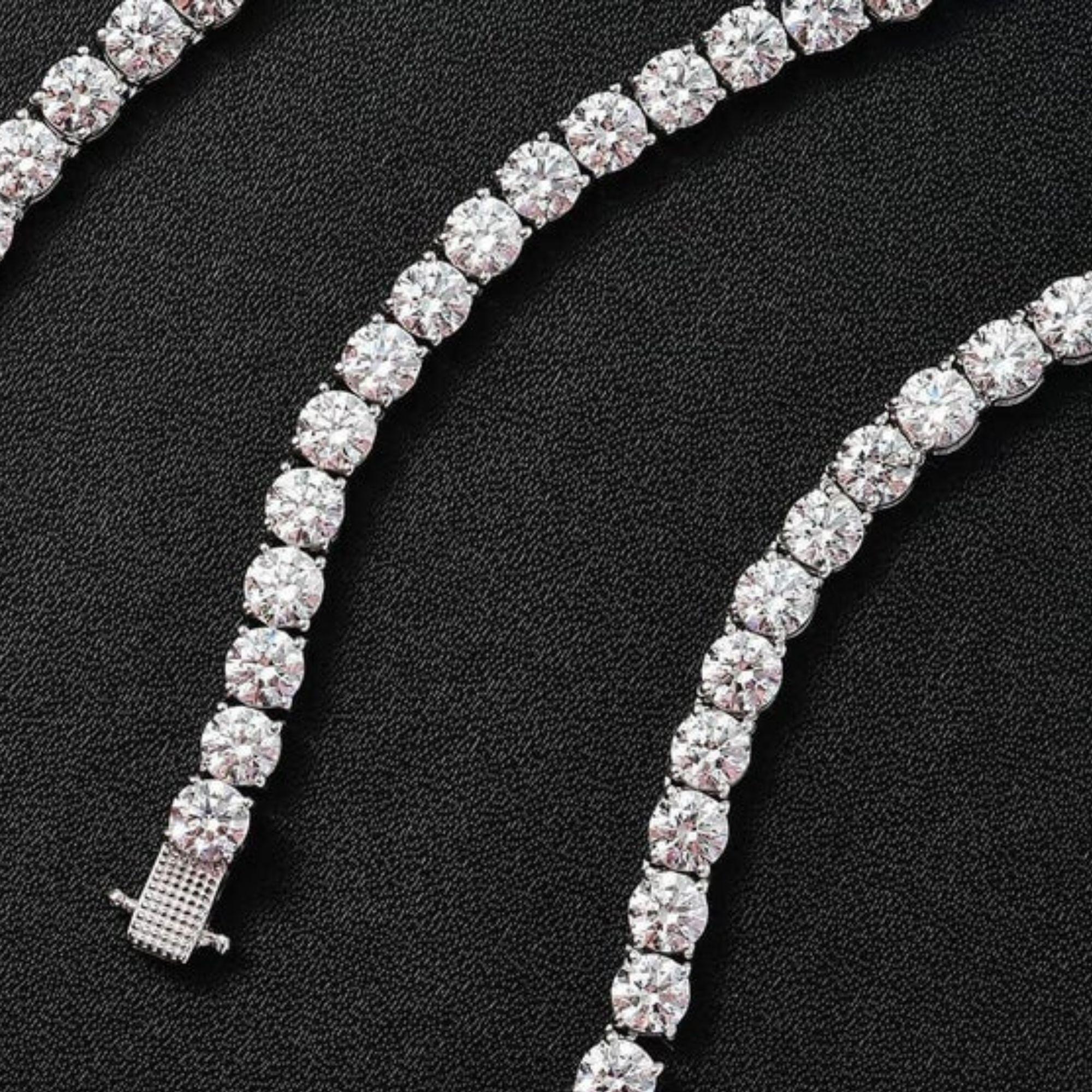 55-karätige Diamant-Tennis-Halskette  0,60 Karat pro Stück  D-E-F Farbe  VVS-Klarheit im Angebot 2