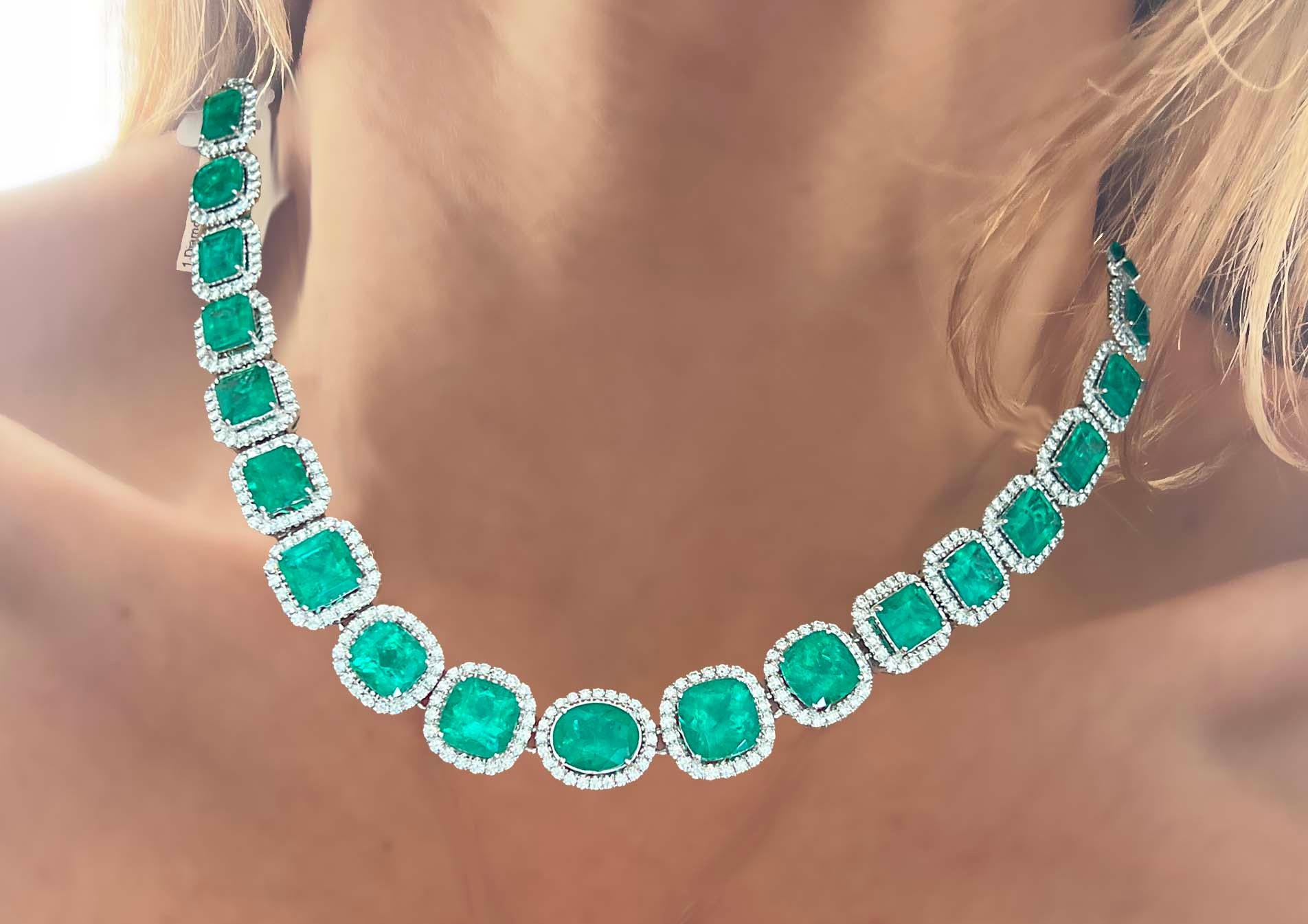 55 Carat Emerald and Diamond Necklace In New Condition In Beverly Hills, CA