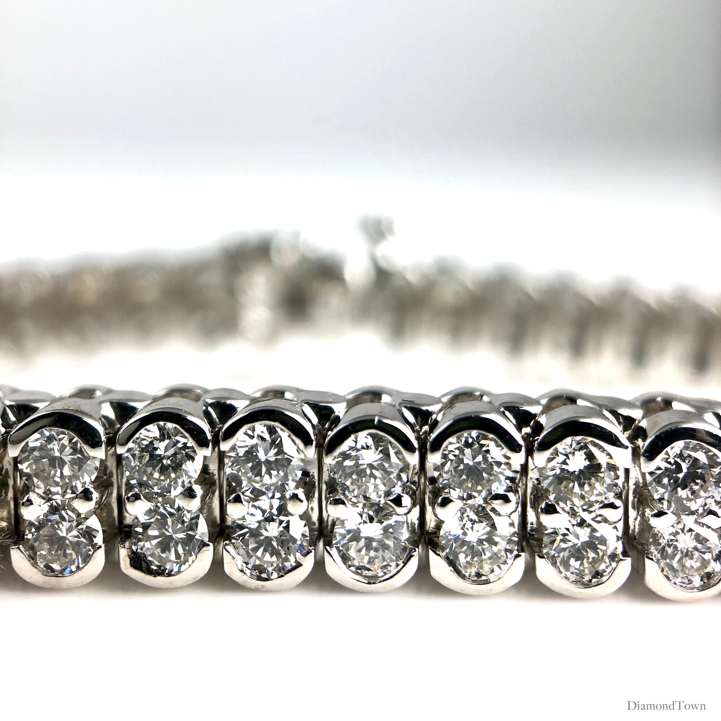 Taille ronde Bracelet de tennis en or blanc 14 carats serti de diamants naturels de 4 carats ref447 en vente