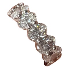 Fascia per l'eternità con diamanti taglio ovale da 5,5 carati in oro bianco 18 carati di Gem Jewelers Co.