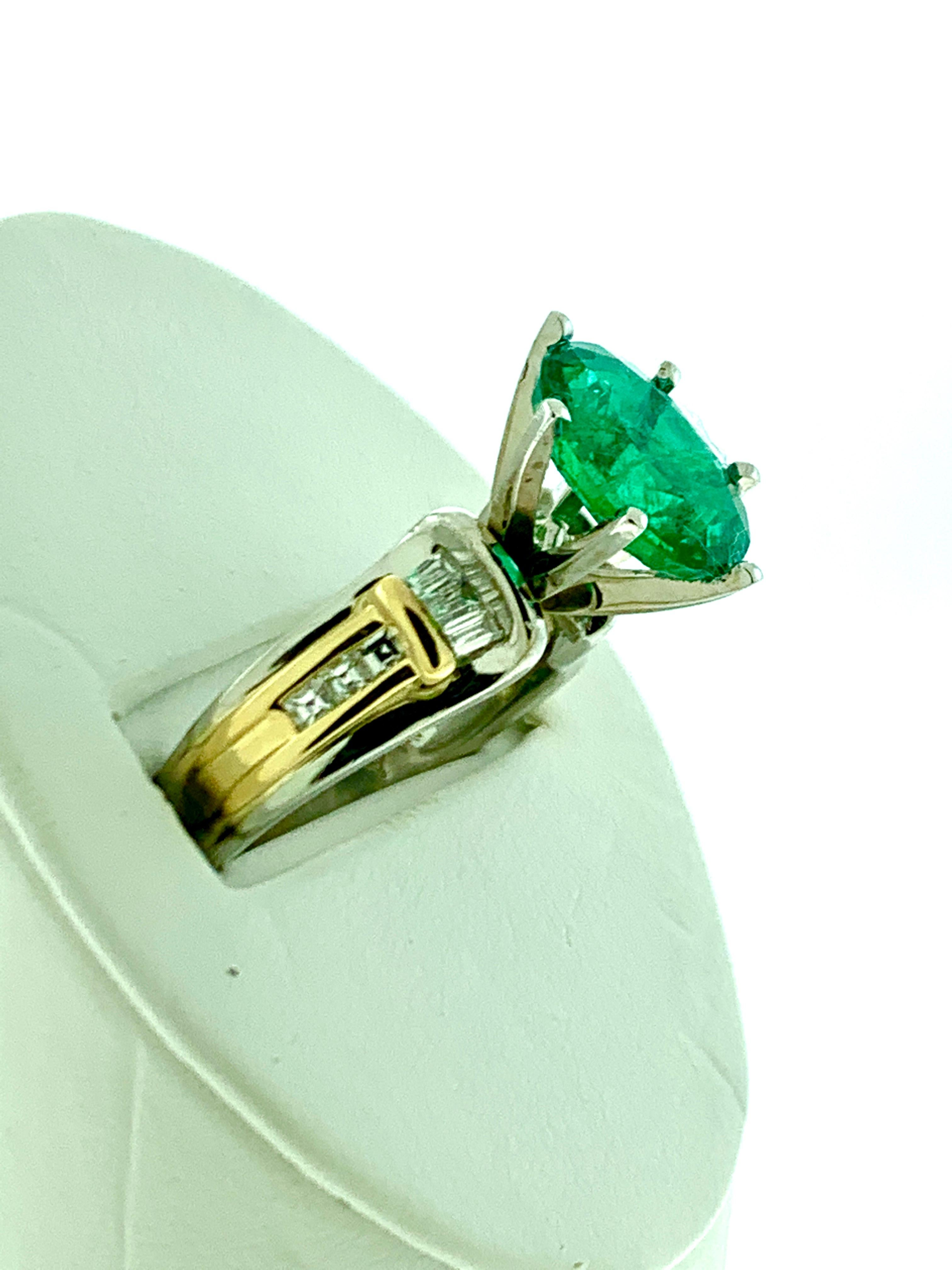 5.5 Carat Oval Cut Emerald and Diamond in 18 Karat/Platinum Two-Tone Ring Estate For Sale 2