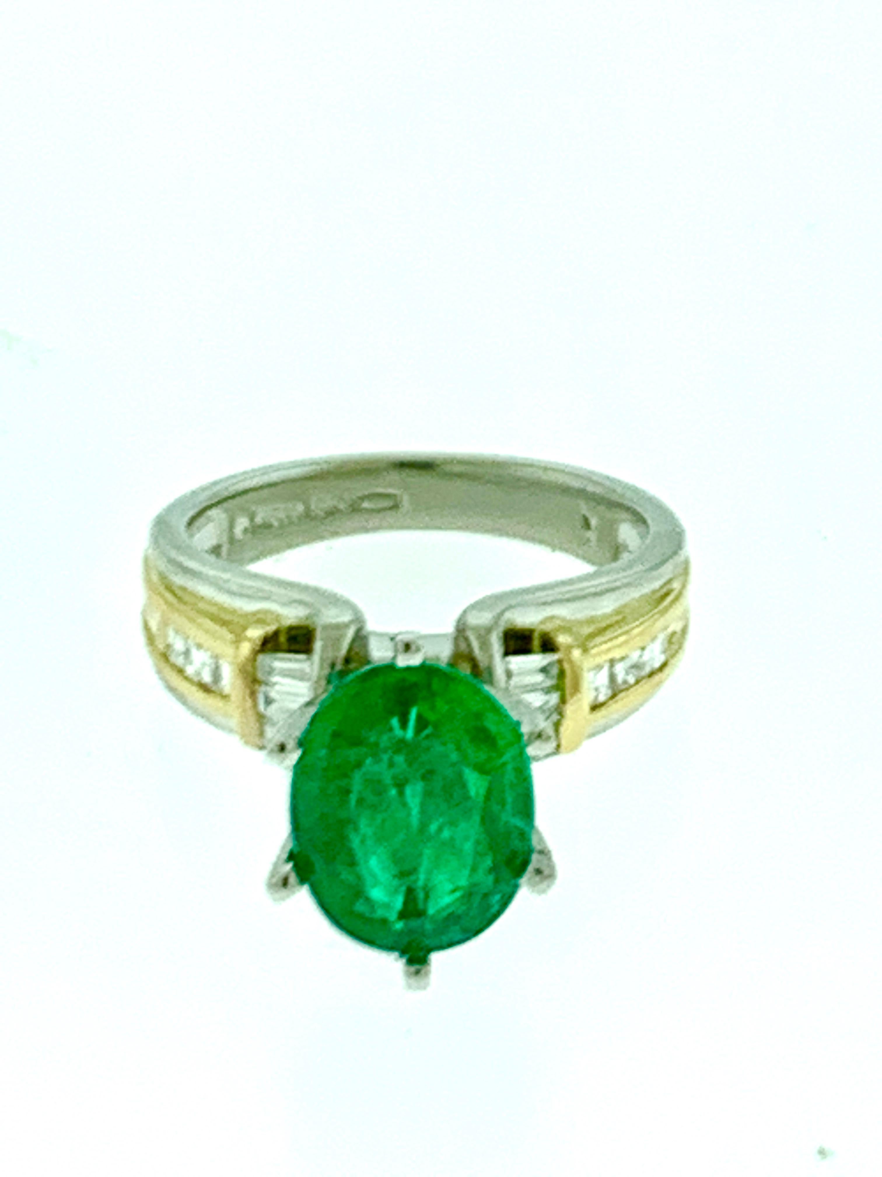 5.5 Carat Oval Cut Emerald and Diamond in 18 Karat/Platinum Two-Tone Ring Estate For Sale 3