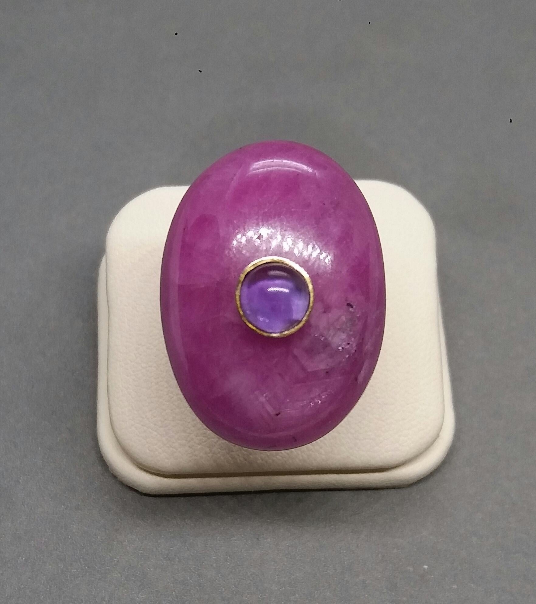 55 Carat Oval Natural Ruby Cab Amethyst Round Cabochon 14 Kt Gold Cocktail Ring 4