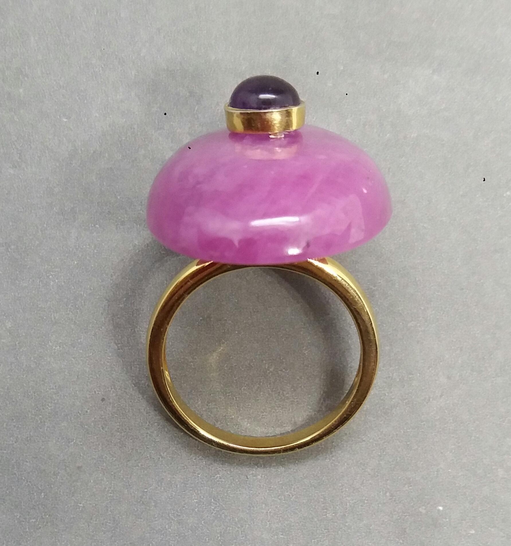 55 Carat Oval Natural Ruby Cab Amethyst Round Cabochon 14 Kt Gold Cocktail Ring In Good Condition For Sale In Bangkok, TH