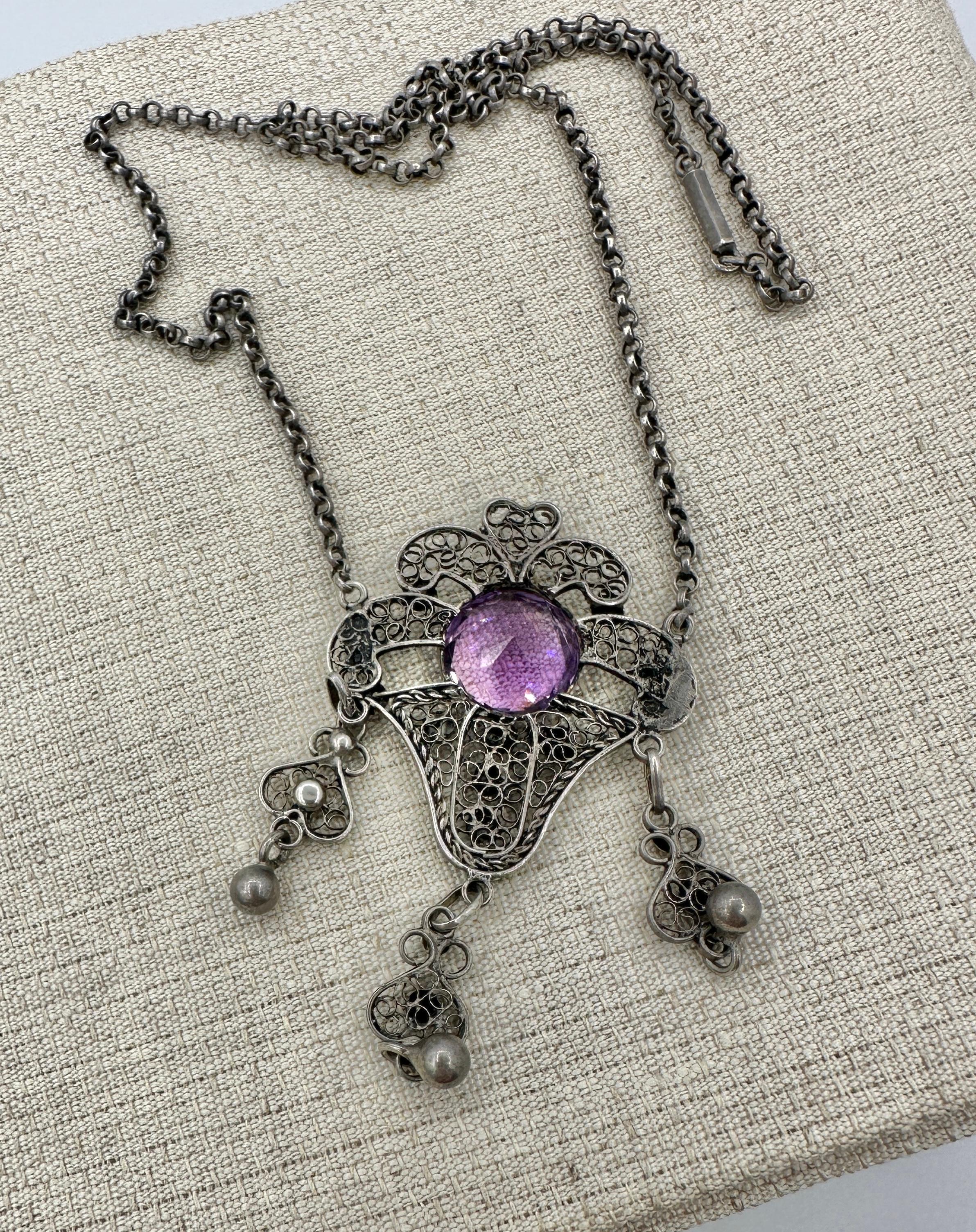 5.5 Carat Rose De France Amethyst Pendant Necklace Arts & Crafts Antique Silver For Sale 1
