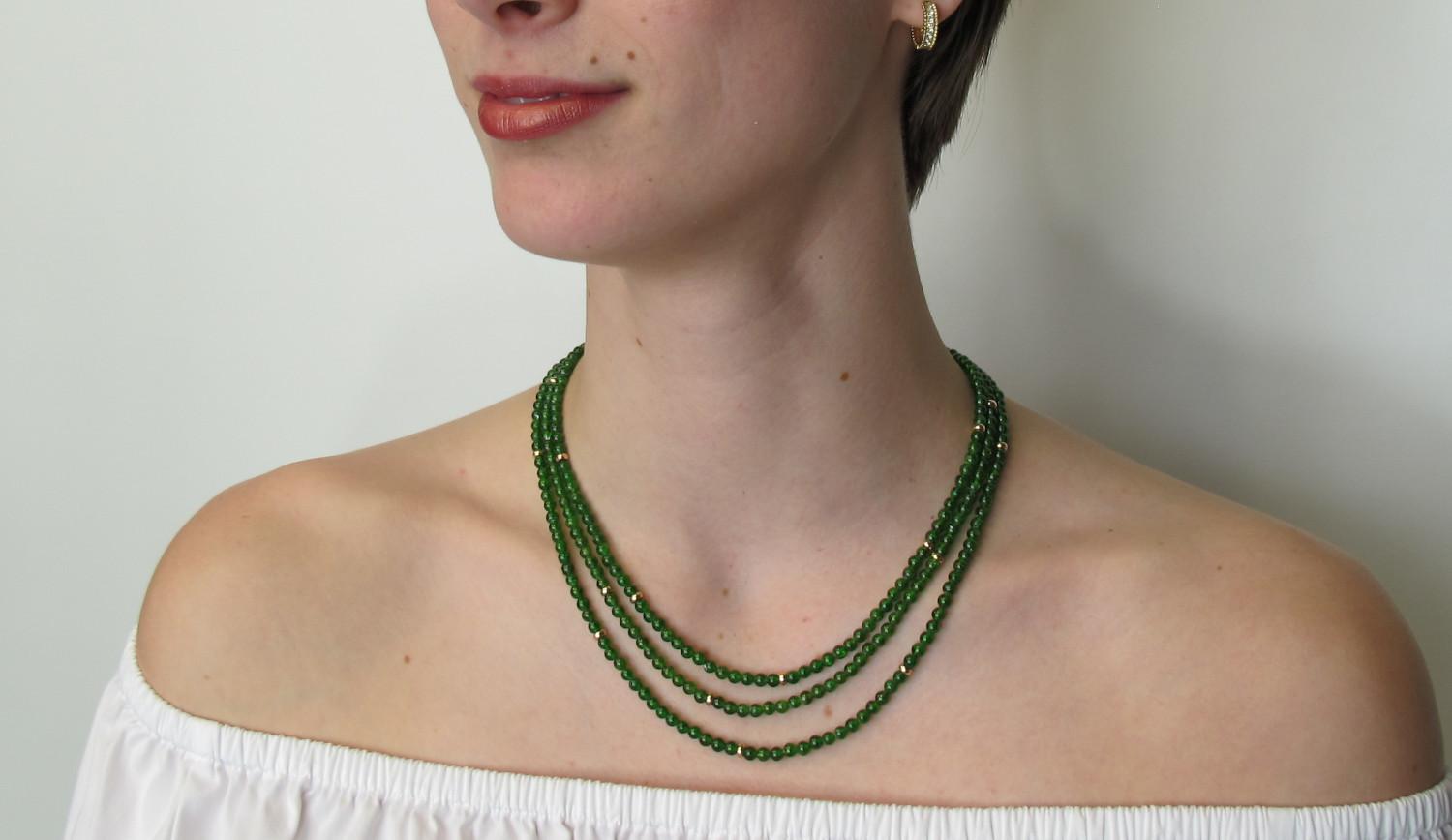Chrome Diopside Double Strand Beaded Necklace w/ 14k Yellow Gold Accents & Clasp In New Condition In Los Angeles, CA