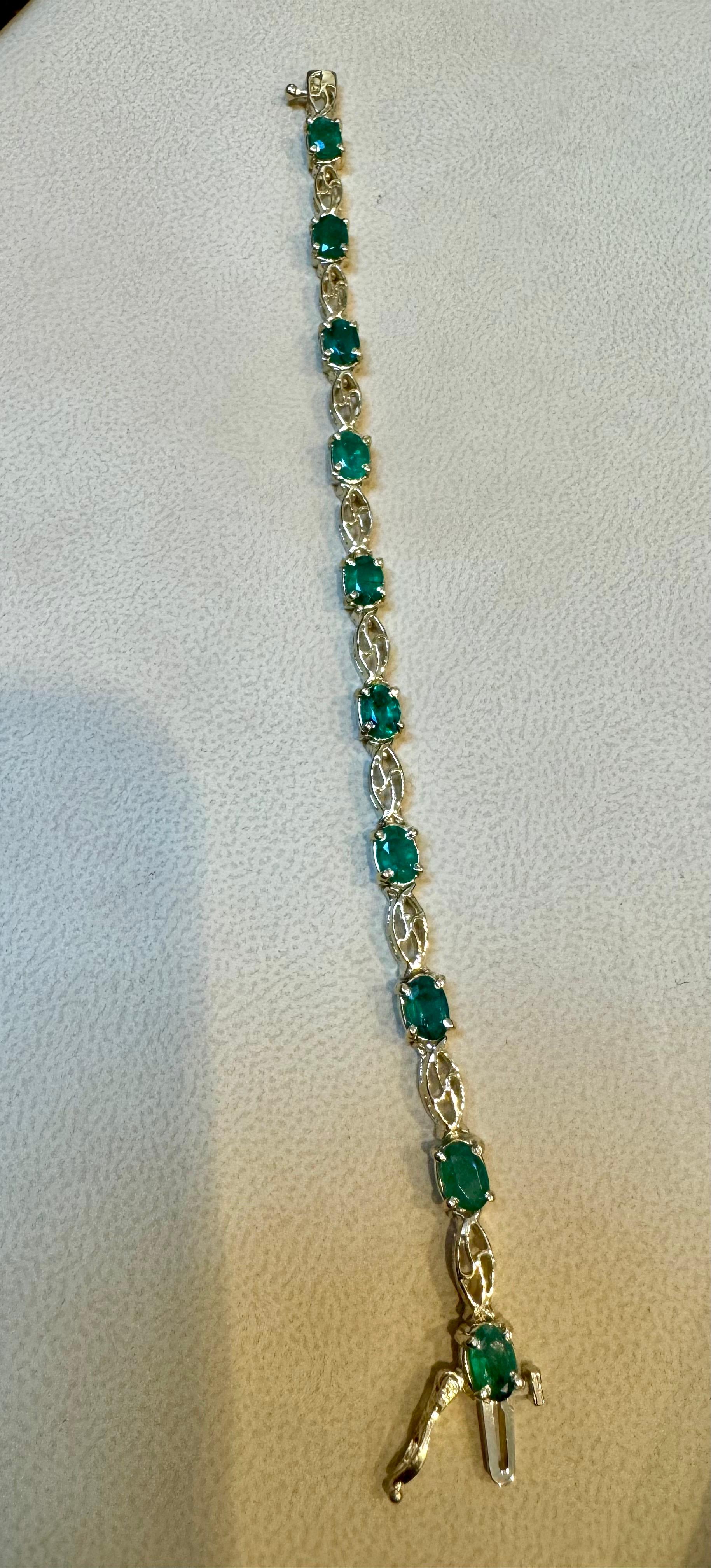 Oval Cut 5.5 Ct Natural Emerald & Diamond Cocktail Tennis Bracelet 14 Karat Yellow Gold For Sale