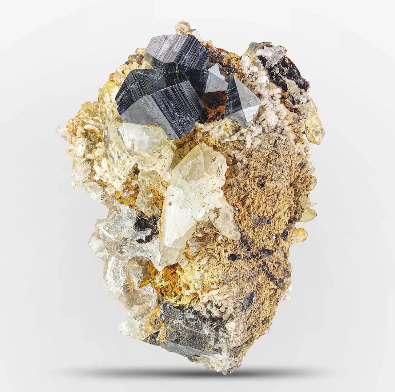 Información sobre el producto:

Tipo de espécimen: Impresionante cristal isométrico de anatasa sobre matriz

Peso: 55 gramos

Dimensiones: Alto: 5,2 x Ancho: 3,5 x Fondo: 3,5

Origen: Kharan, provincia de Baluchistán, Pakistán

Tratamiento: