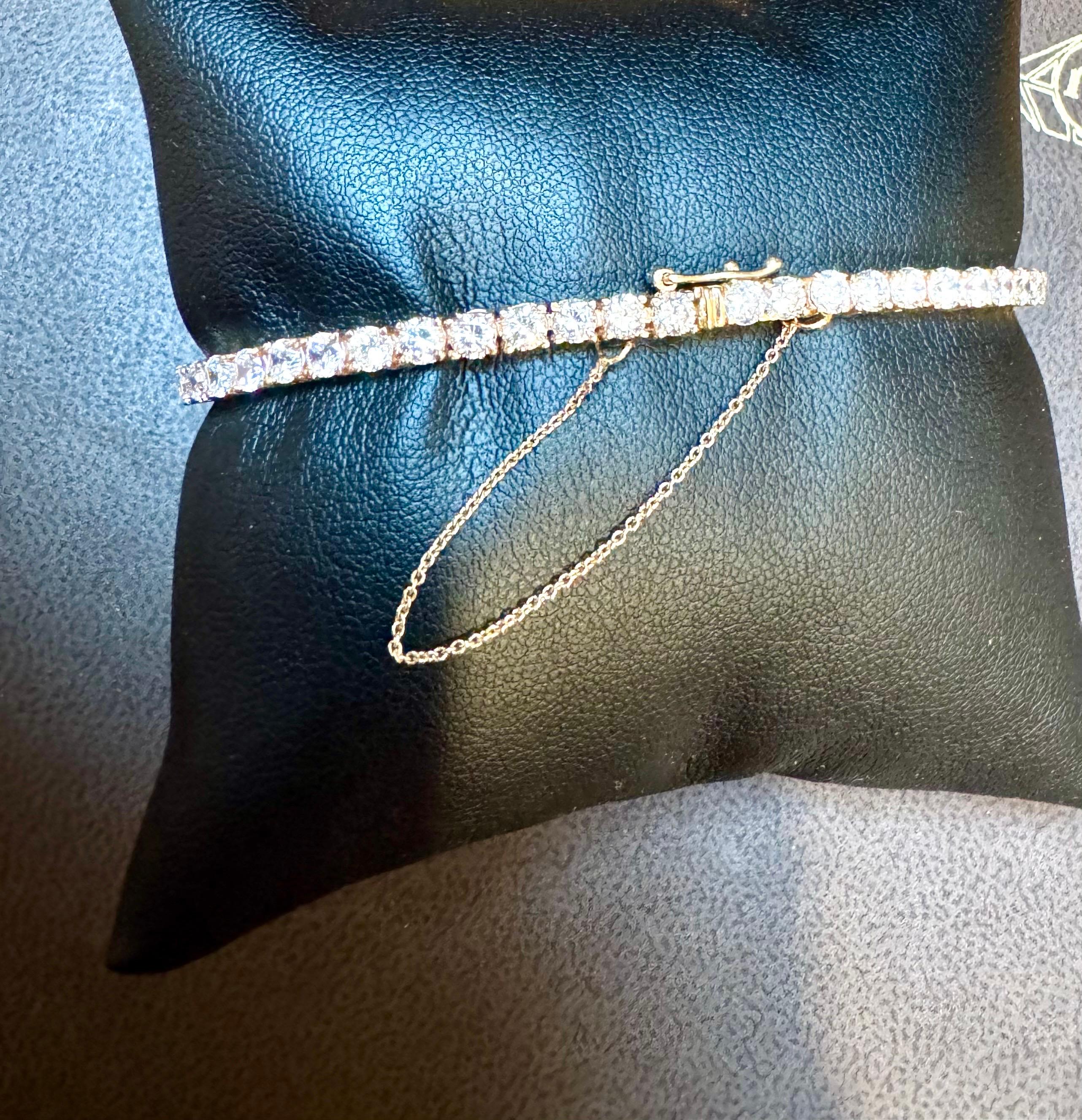 55 Diamants ronds 10-12 Pointer Chaque Bracelet de tennis en or jaune 14 K 6.0 Ct en vente 11
