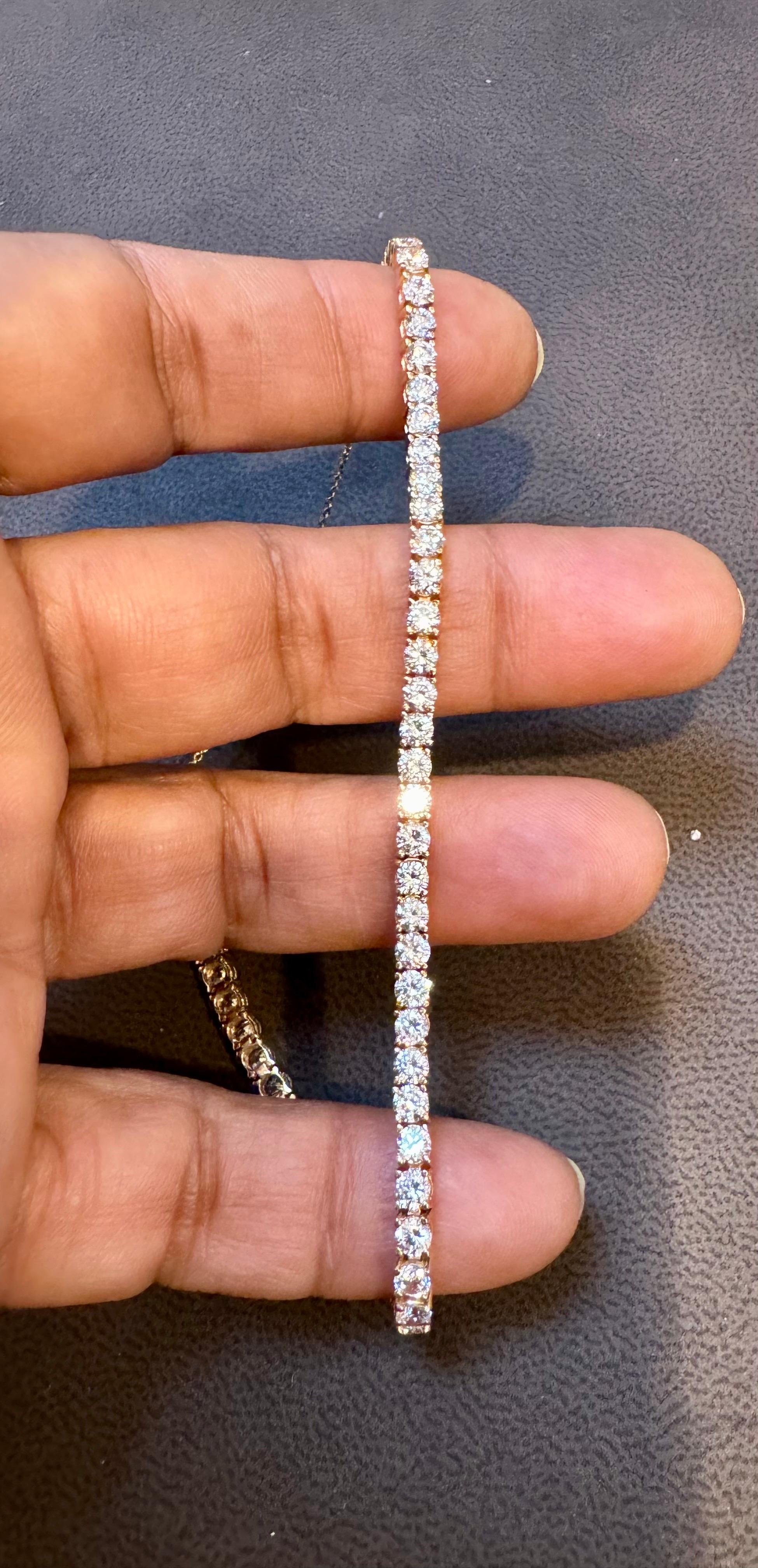 55 Diamants ronds 10-12 Pointer Chaque Bracelet de tennis en or jaune 14 K 6.0 Ct en vente 14