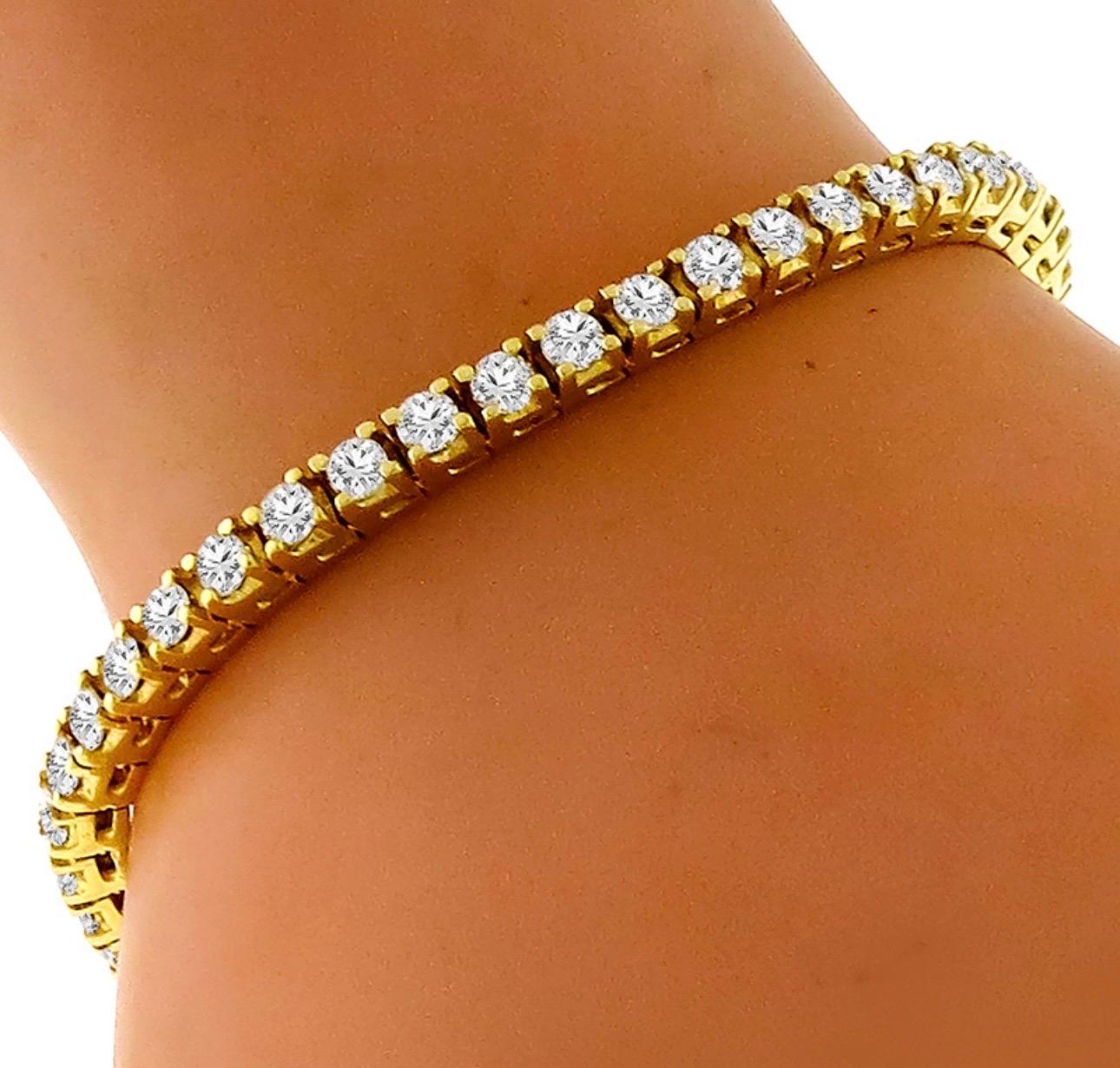 55 Diamants ronds 10-12 Pointer Chaque Bracelet de tennis en or jaune 14 K 6.0 Ct Pour femmes en vente