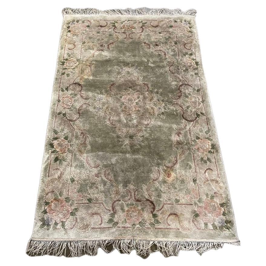 5.5' x 3.5' Deep Pile Taupe/ Green Floral Nepalese Wool/Cotton Area Rug For Sale