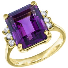 5.50 Carat Amethyst Diamond Yellow Gold Ring