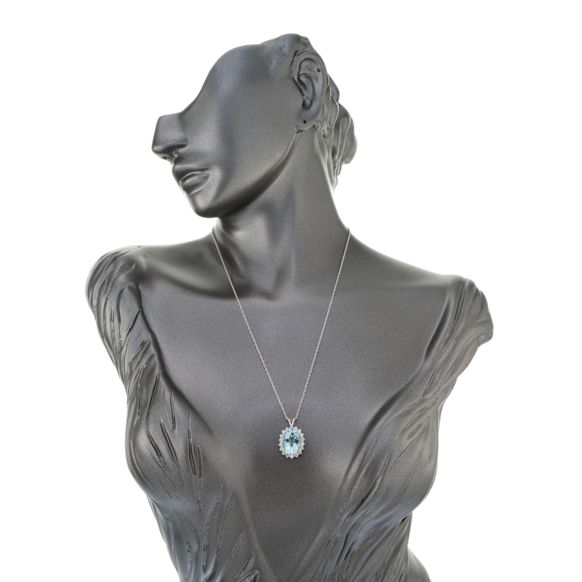 5.50 Carat Aquamarine Diamond White Gold Pendant Necklace For Sale 1