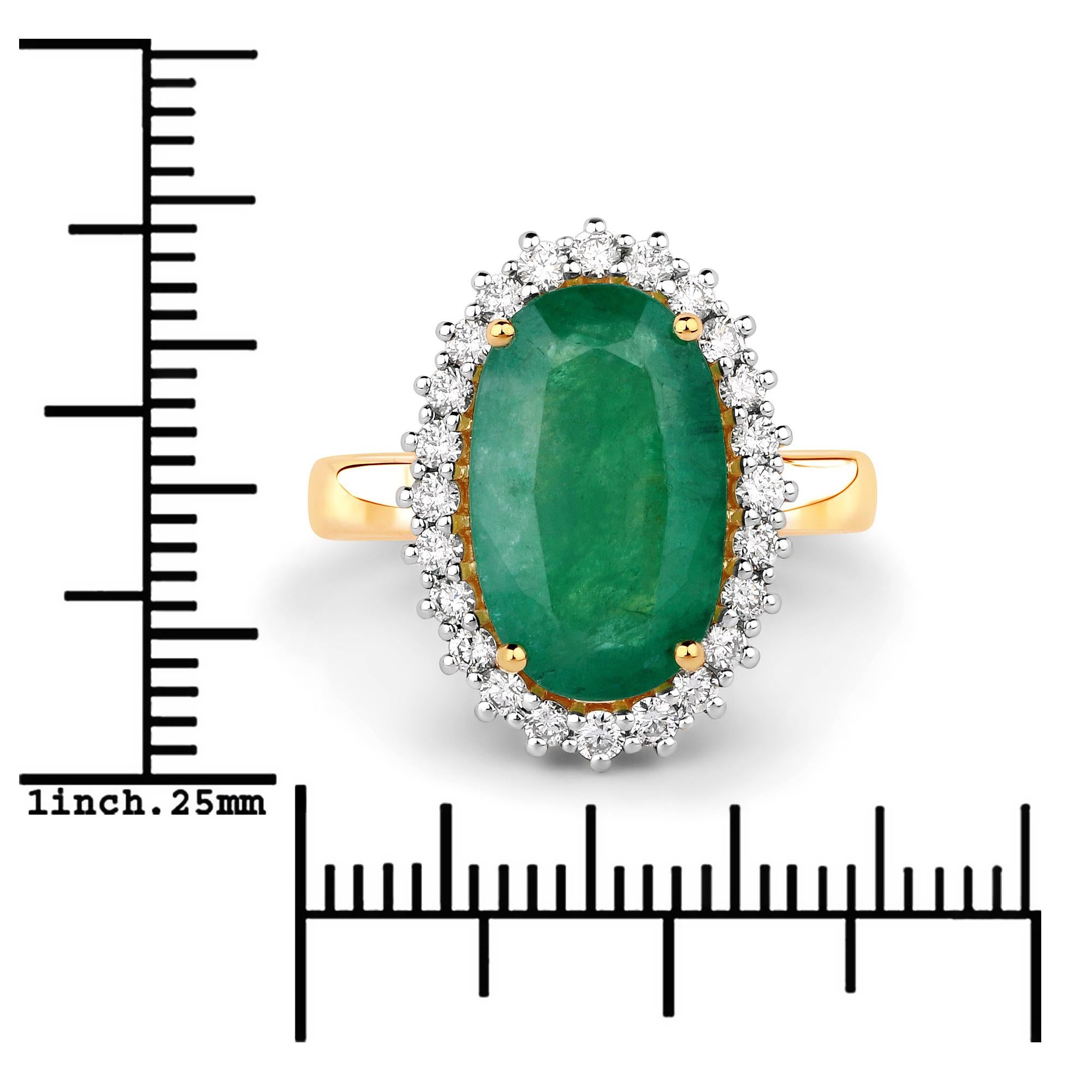 5.50 Carat Brazilian Emerald and Diamond 14 Karat Yellow Gold Cocktail Ring In New Condition For Sale In Great Neck, NY