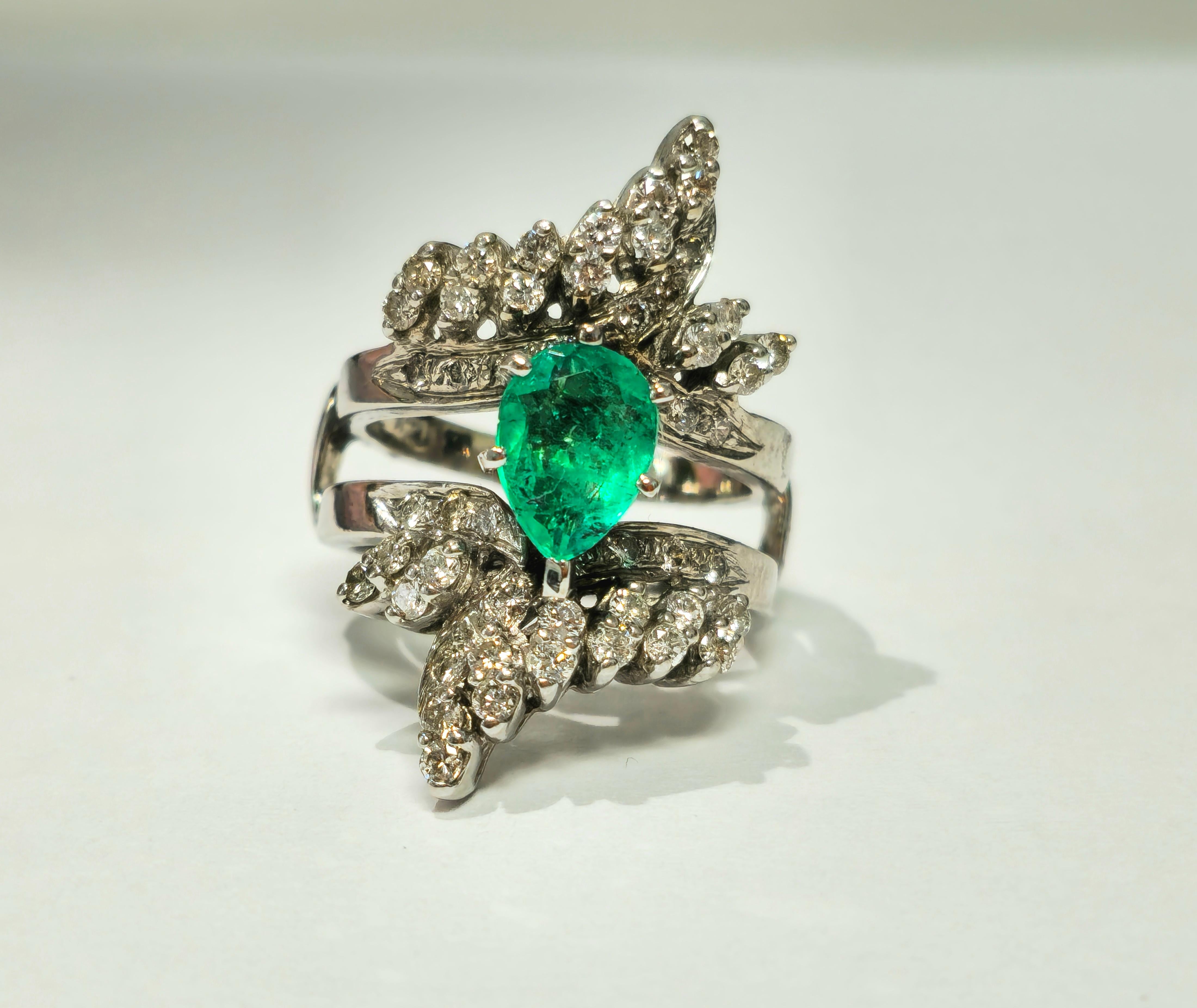 Pear Cut 5.50 Carat Colombian Emerald Diamond Cocktail Ring For Sale