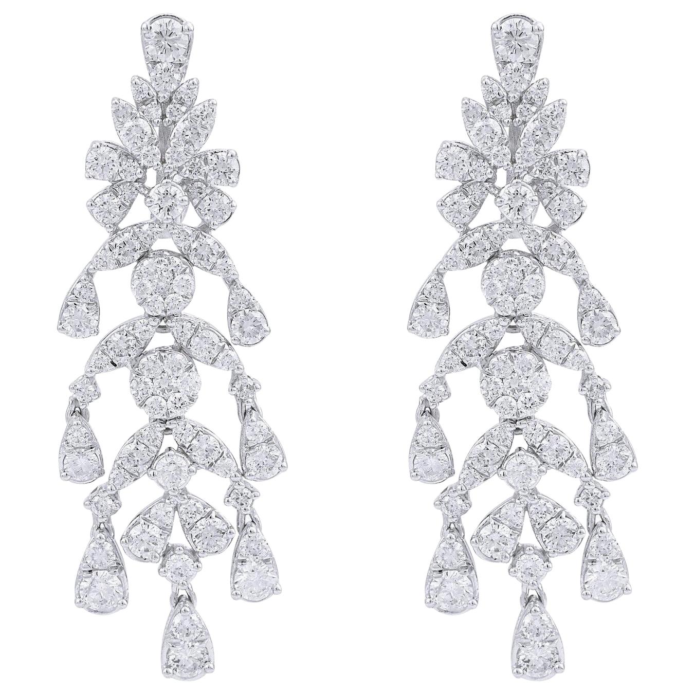 Boucles d'oreilles chandelier en or blanc 18 carats avec diamants de 5,50 carats