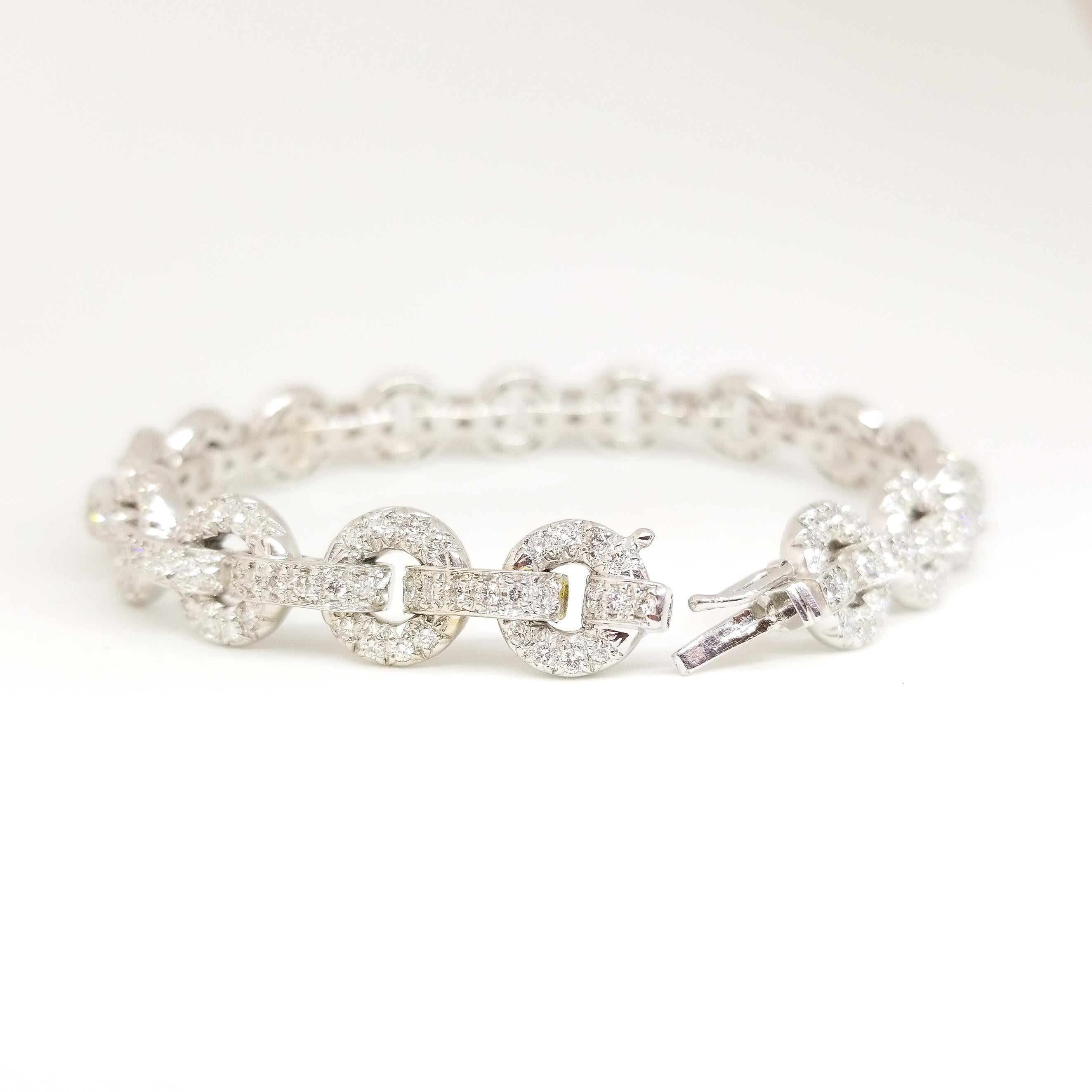 5.50 Carat Diamond Encrusted Circle & Bar Link Bracelet 18K White Gold For Sale 5