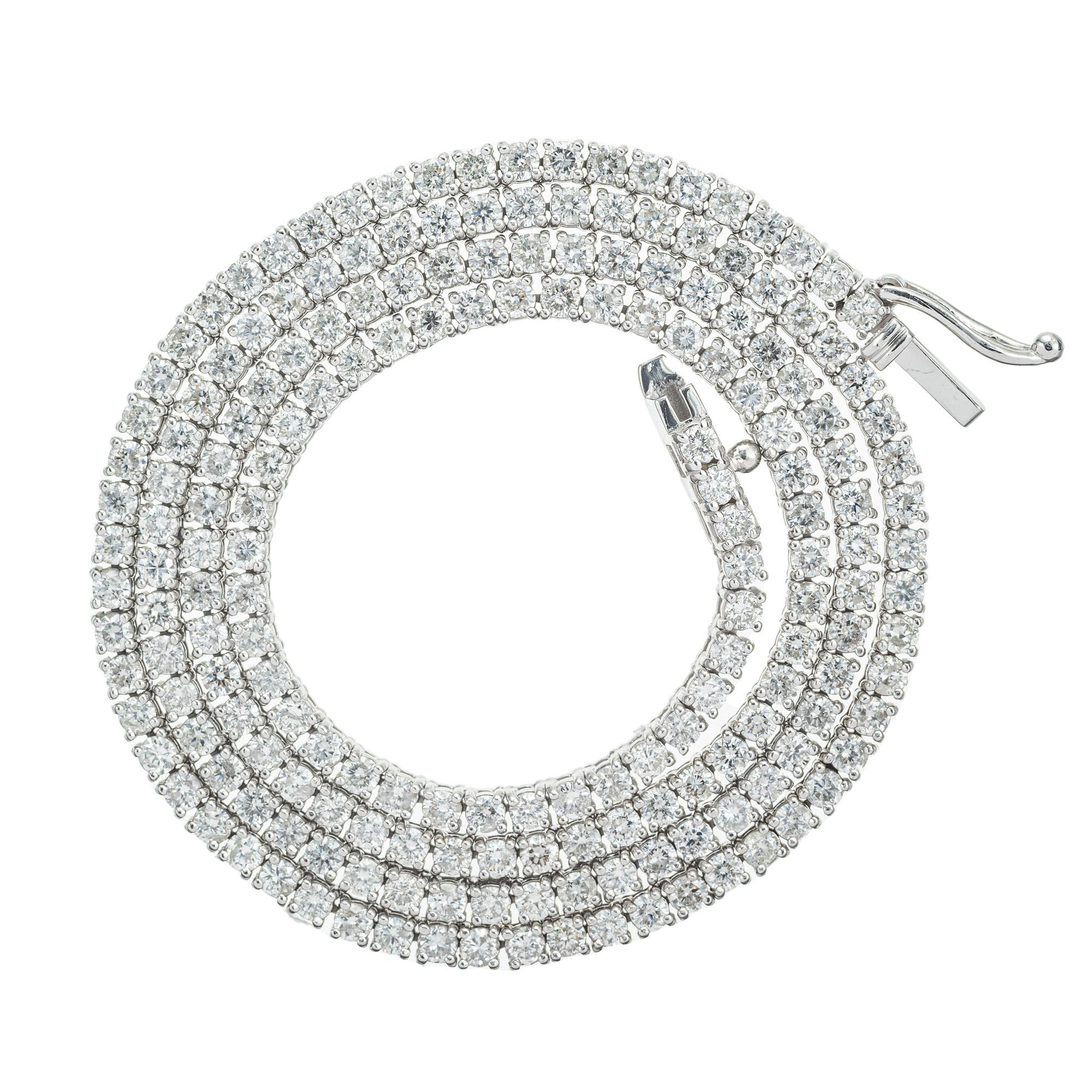 Collier tennis en or blanc avec diamants de 5,50 carats en vente 1