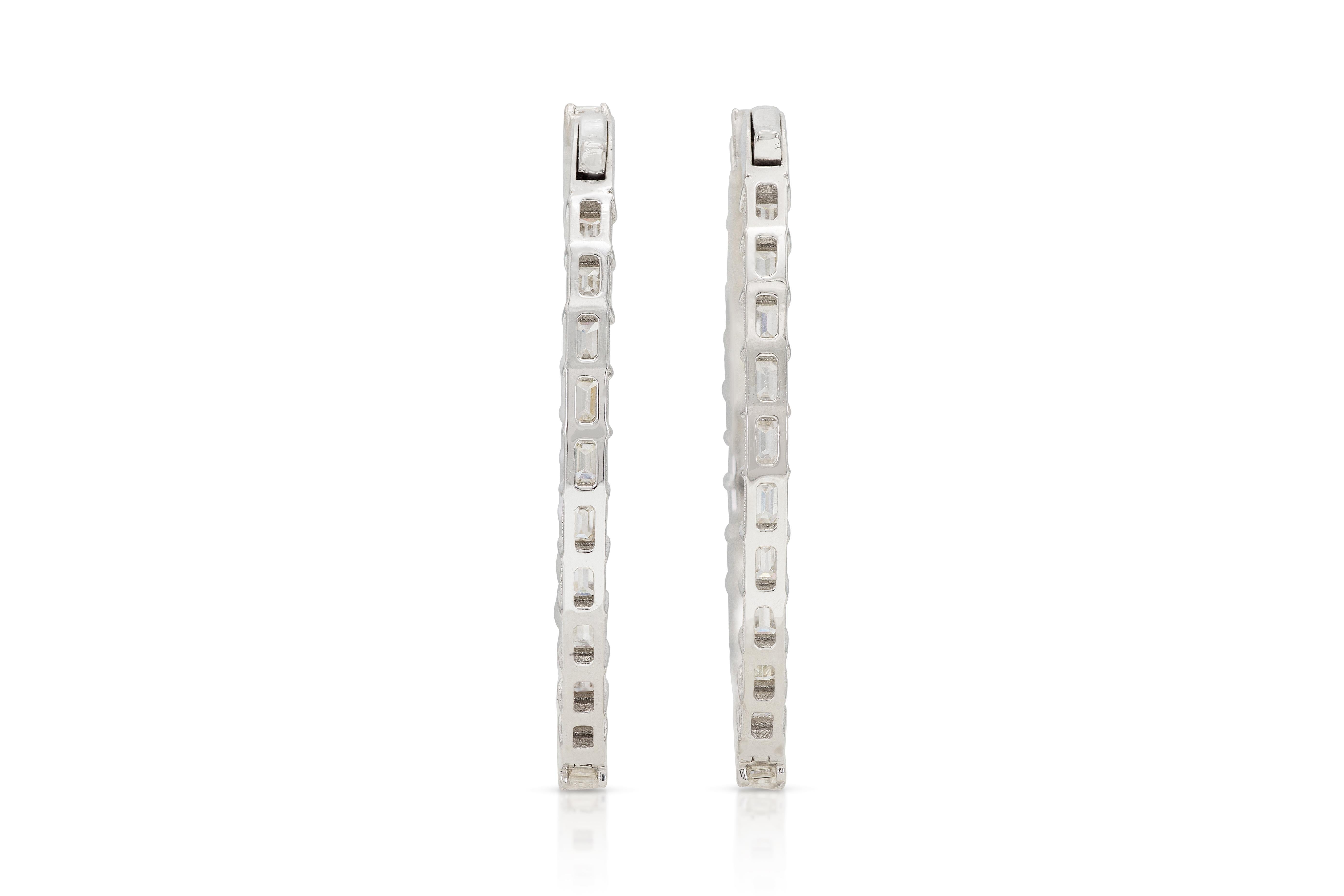 Women's 5.50 Carat Emerald Cut Diamond Oval Hoop Earrings For Sale
