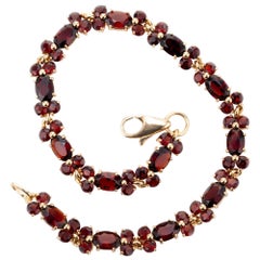 5.50 Carat Garnet Yellow Gold Bracelet