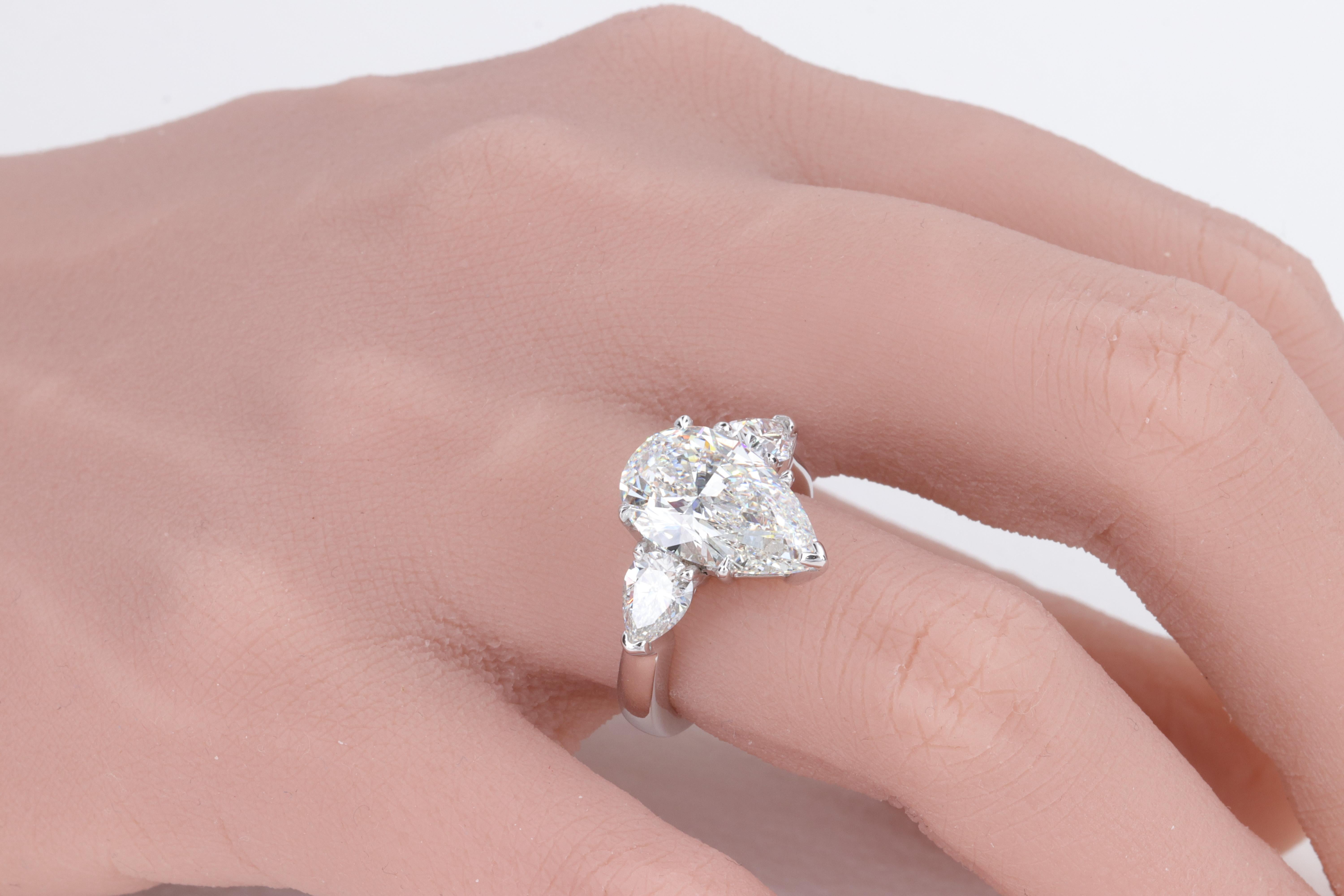 Verlobungsring aus 18 Karat Weigold mit 5,50 Karat GIA natrlichem Diamant in Birnenform 4