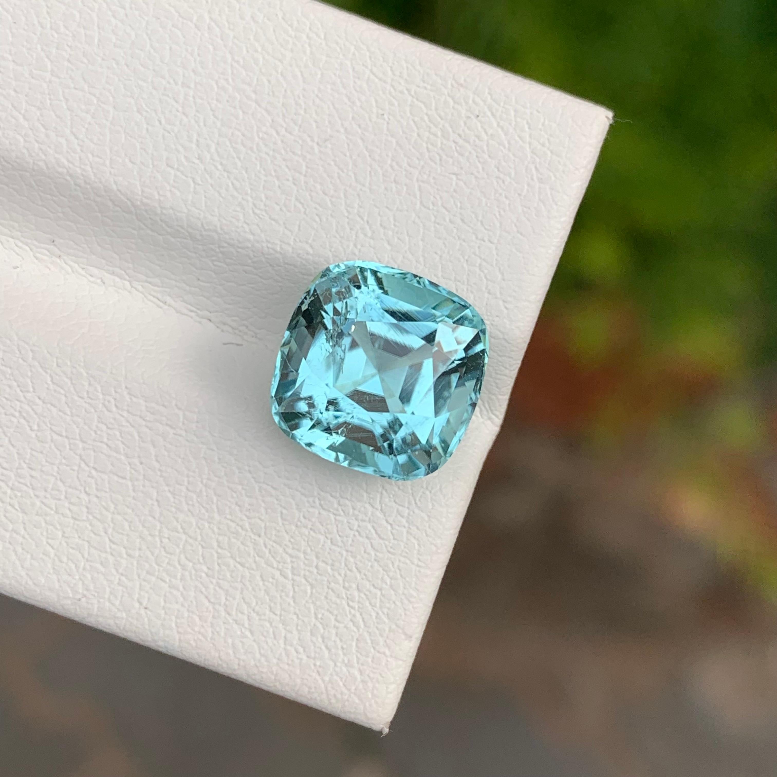 Colore raro 5,50 carati di tormalina naturale sciolta di forma quadrata perfetta In condizioni Nuovo in vendita a Peshawar, PK