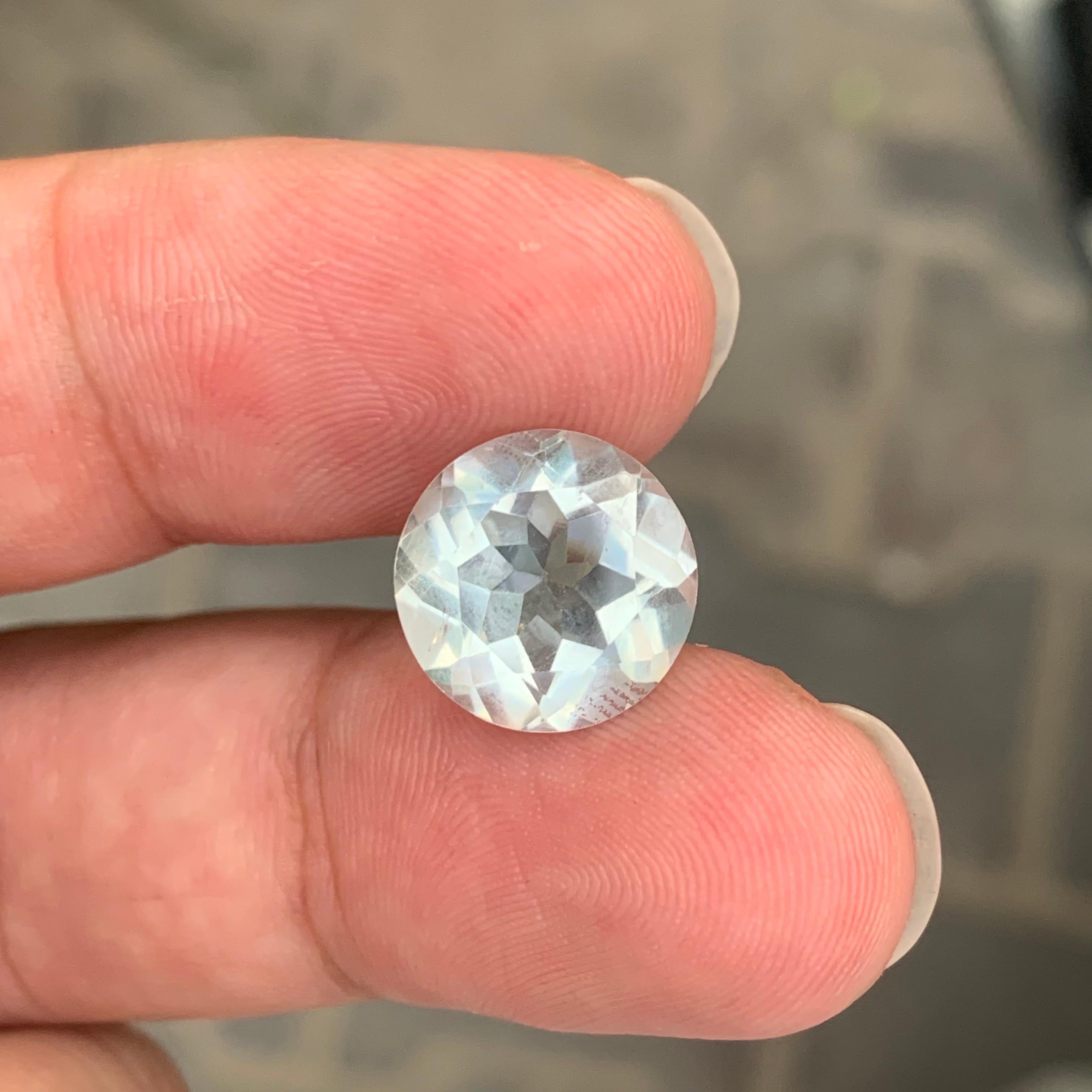 Gemma sfusa di forma rotonda di acquamarina da 5,50 carati Nature in vendita 2
