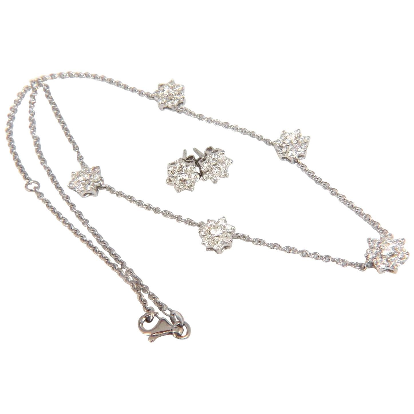 5.50 Carat Natural Diamonds Floating Cluster Earrings Necklace Suite 18 Karat For Sale