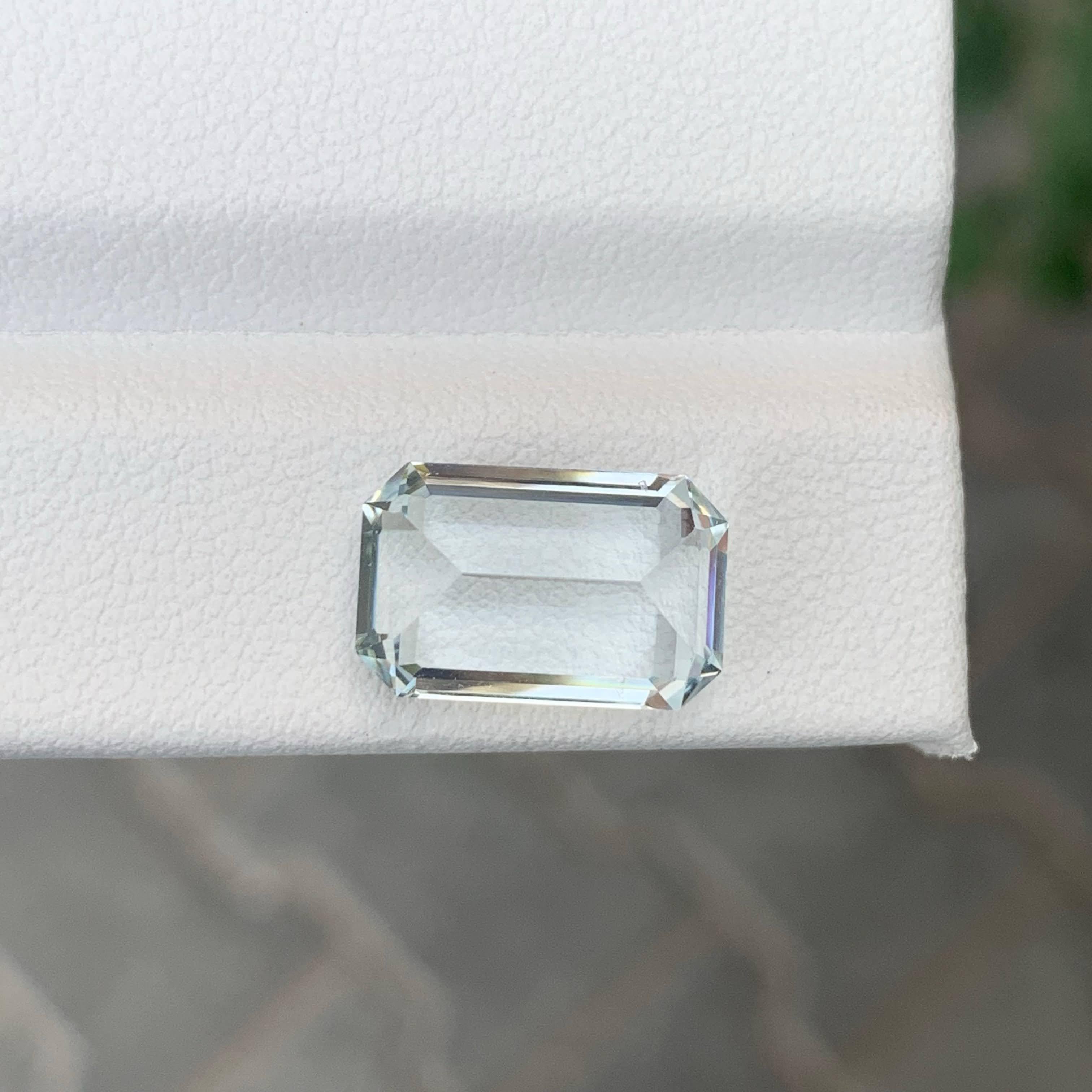 5.50 Karat Natürlicher loser hellblauer Aquamarin Smaragdschliff Pakistanischer Edelstein im Zustand „Neu“ im Angebot in Bangkok, TH