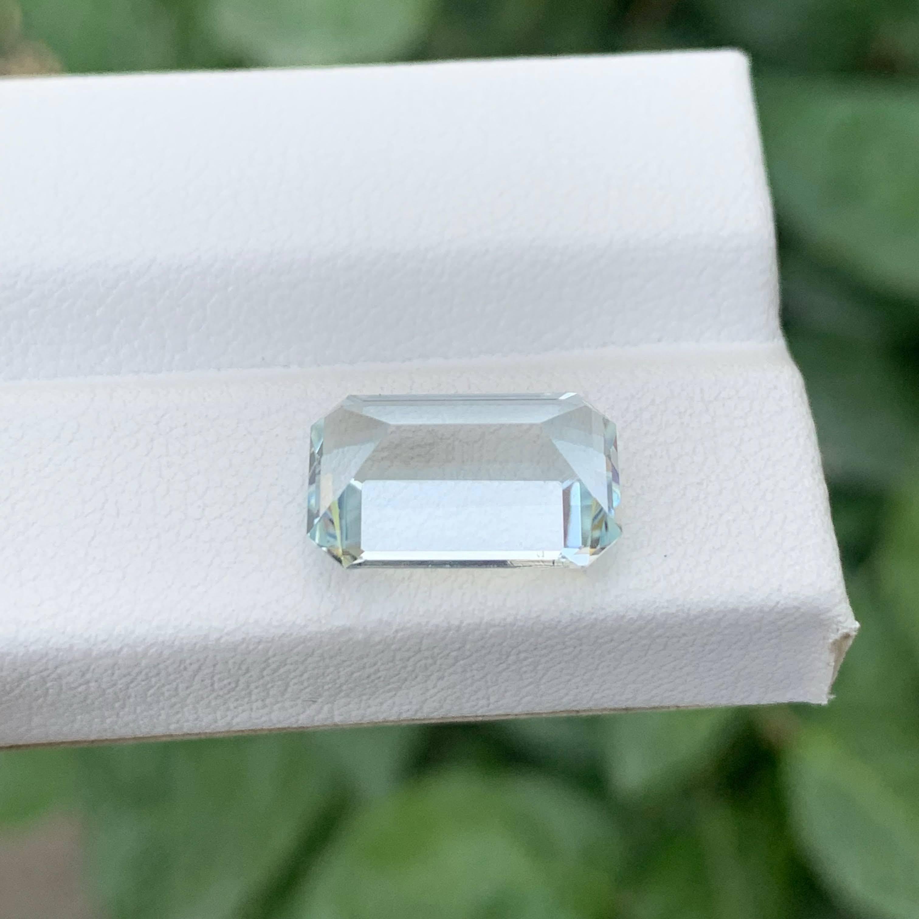 5.50 Karat Natürlicher loser hellblauer Aquamarin Smaragdschliff Pakistanischer Edelstein im Angebot 4