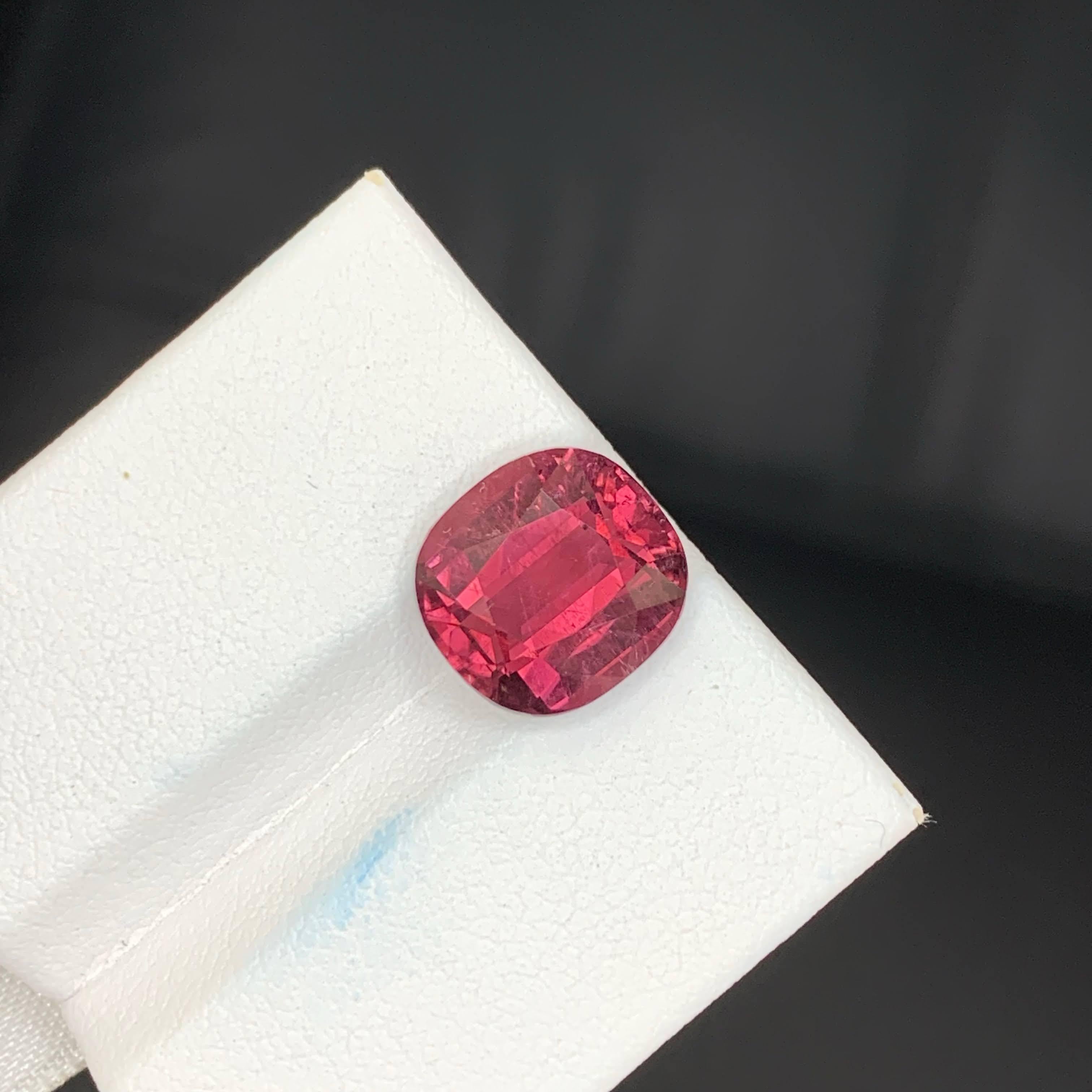 5,50 carati di tormalina rubelite naturale sciolta pietra tagliata a cuscino gemma afgana In condizioni Nuovo in vendita a Bangkok, TH