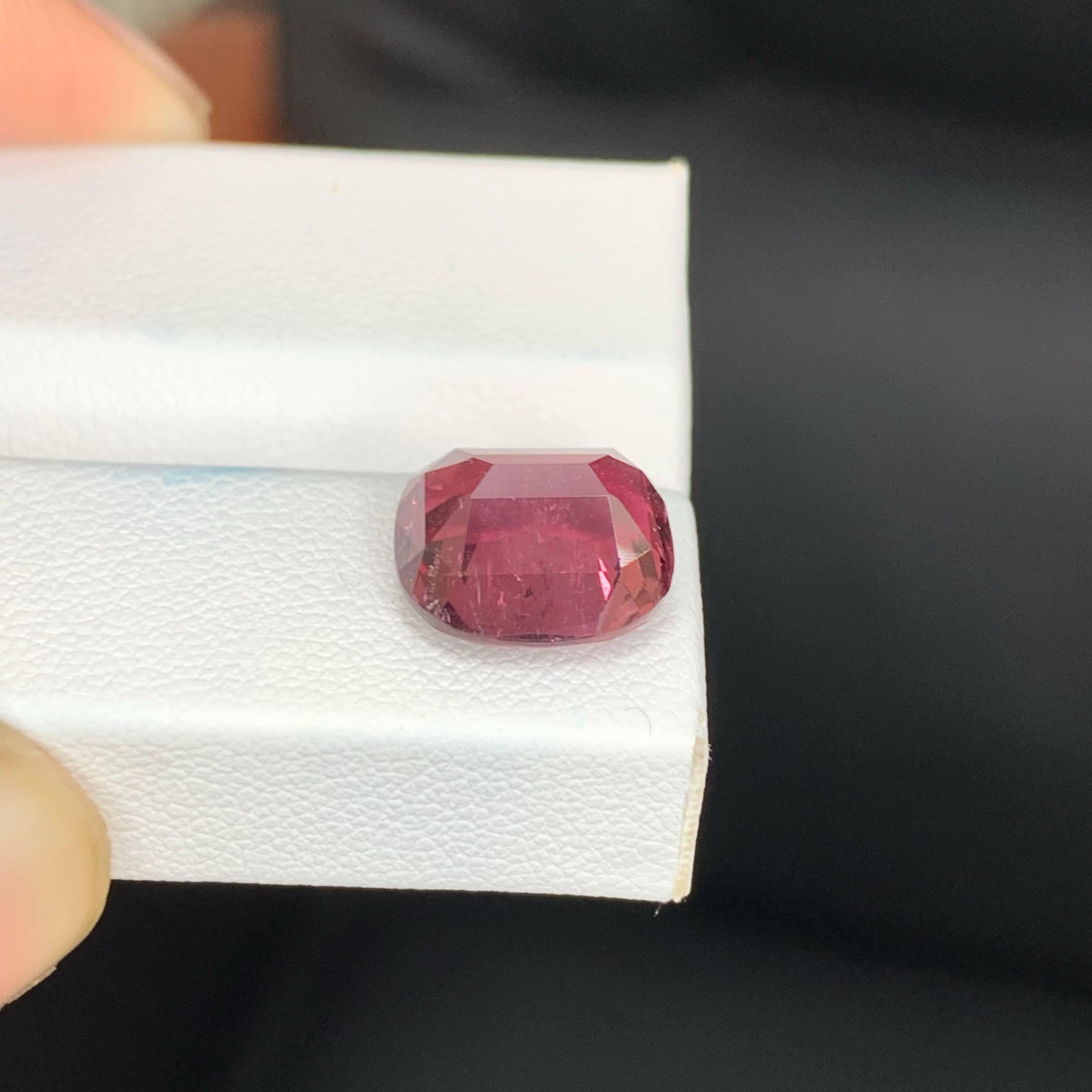 5,50 carati di tormalina rubelite naturale sciolta pietra tagliata a cuscino gemma afgana in vendita 2