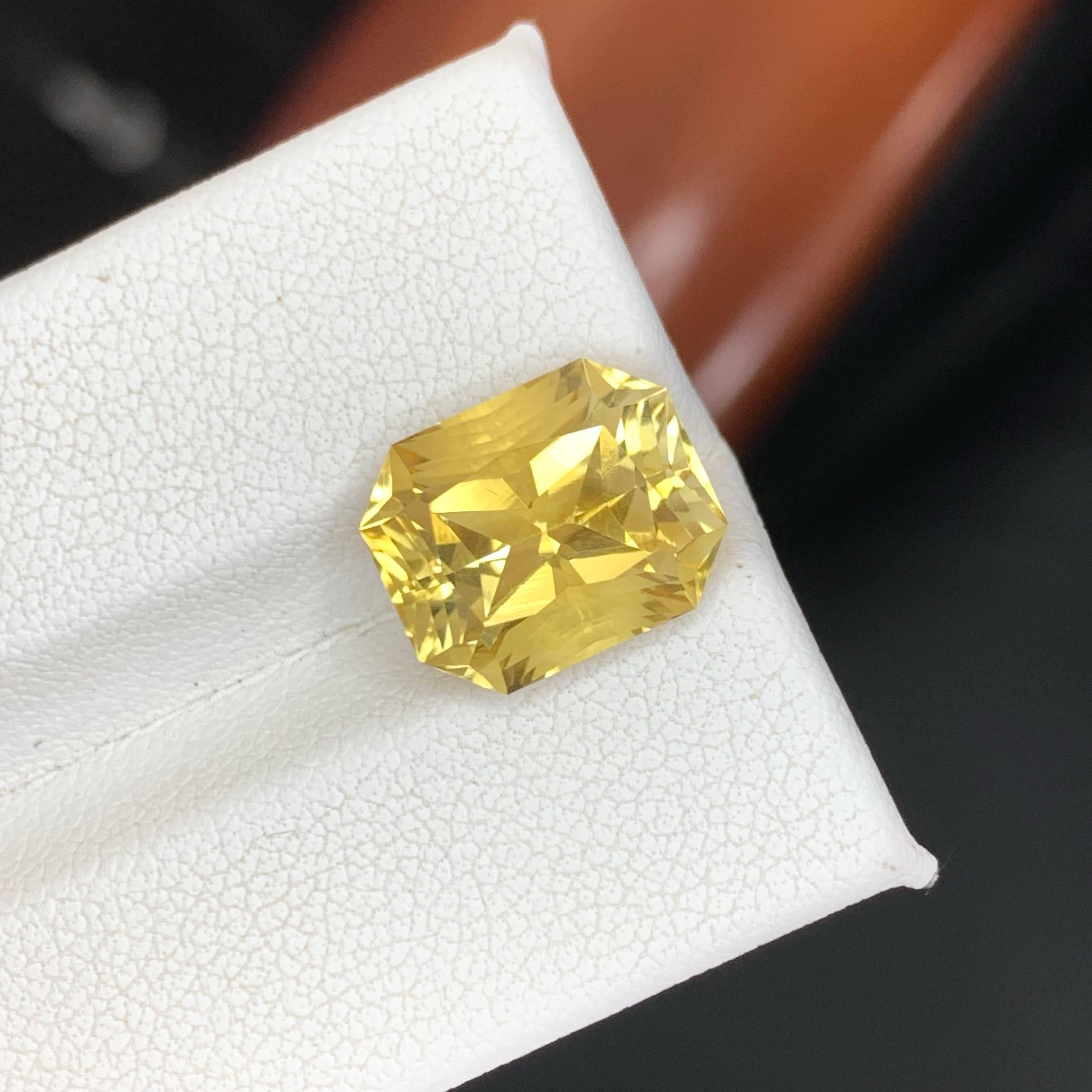 5.50 Carat Natural Loose Yellow Golden Citrine Custom Cut Brazilian Gemstone For Sale 1