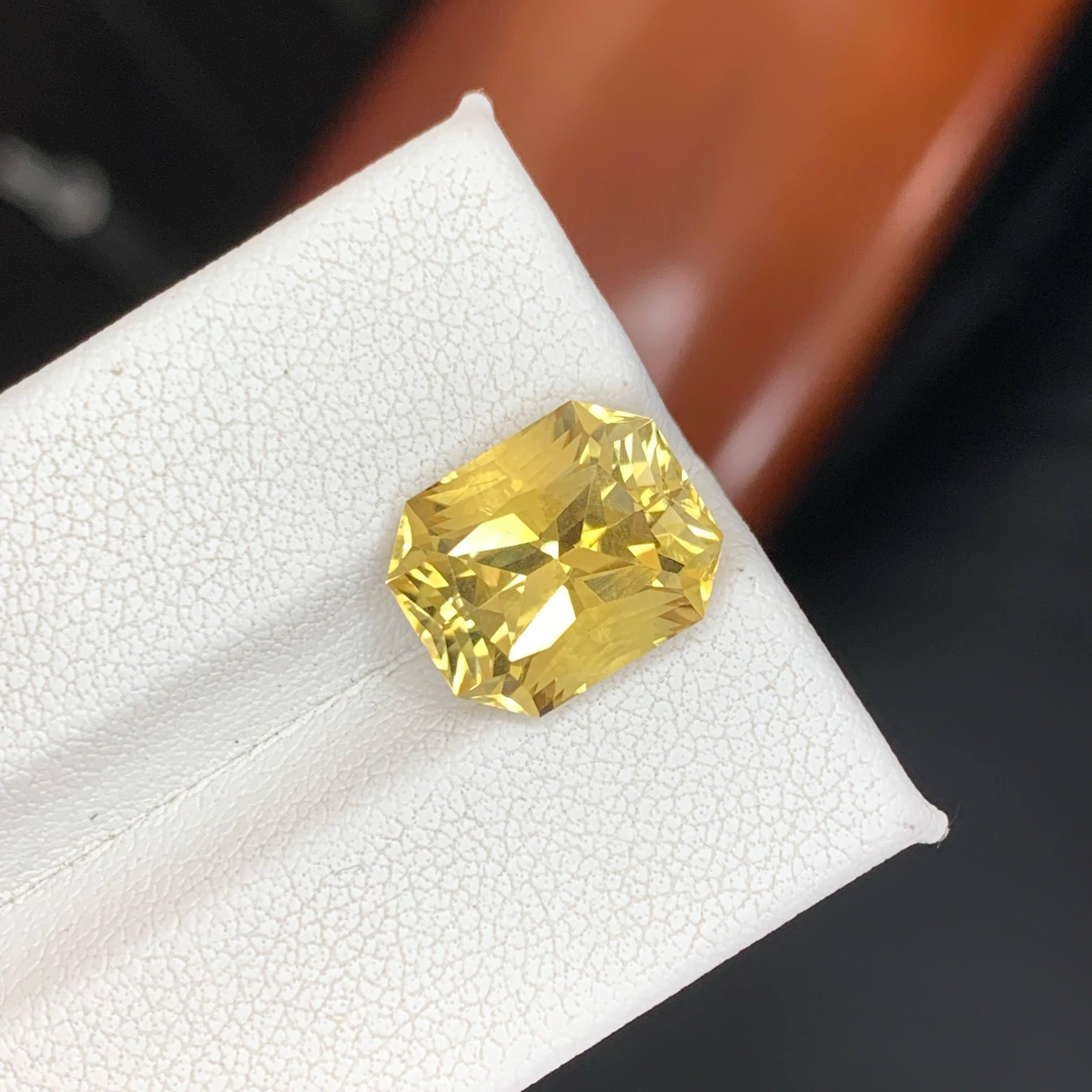 5.50 Carat Natural Loose Yellow Golden Citrine Custom Cut Brazilian Gemstone For Sale 2