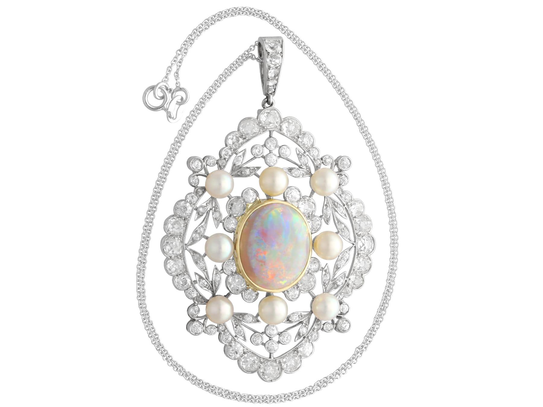 Pendentif en platine avec opale de 5,50 carats, perle d'eau salée naturelle et diamant de 8,31 carats Excellent état - En vente à Jesmond, Newcastle Upon Tyne