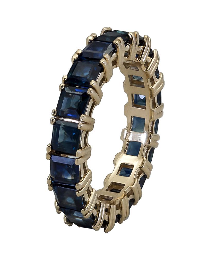 Women's 5.50 Carat Square Cut Blue Sapphire Eternity Wedding Band in Yellow Gold