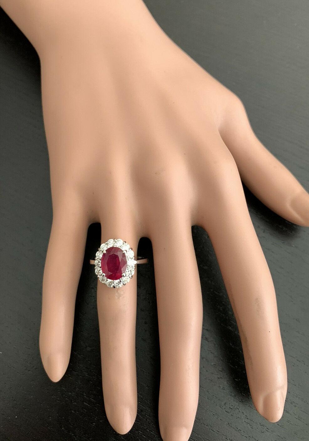 5.50 Carats Impressive Red Ruby and Natural Diamond 14K Yellow Gold Ring For Sale 1