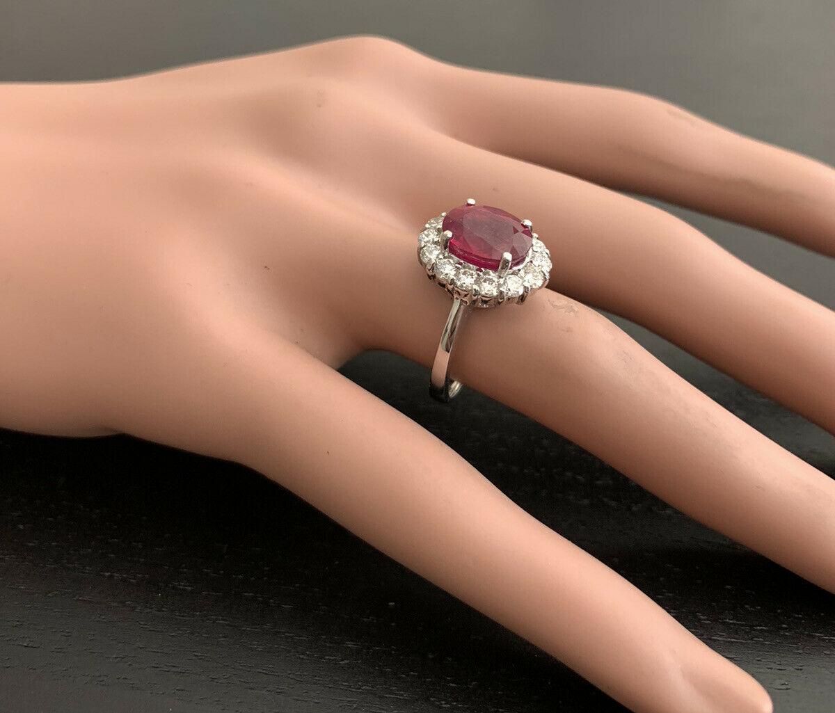 5.50 Carats Impressive Red Ruby and Natural Diamond 14K Yellow Gold Ring For Sale 2